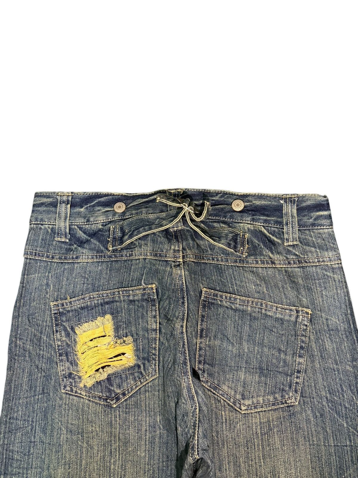 Junya Watanabe Vintage Japanese Brand Buckle Back Patch Distress Loose Jean Size 30" / US 8 / IT 44 - 4 Thumbnail
