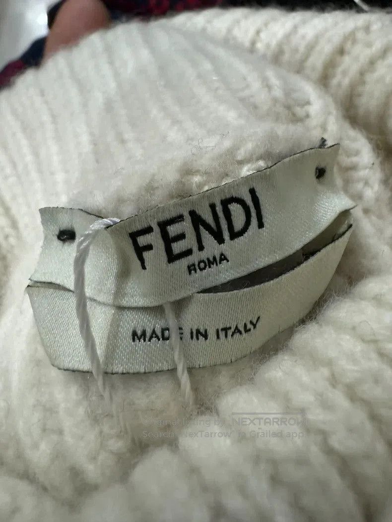 Fendi Fendi High Neck Cashmere Sweater . Size US M / EU 48-50 / 2 - 3 Thumbnail