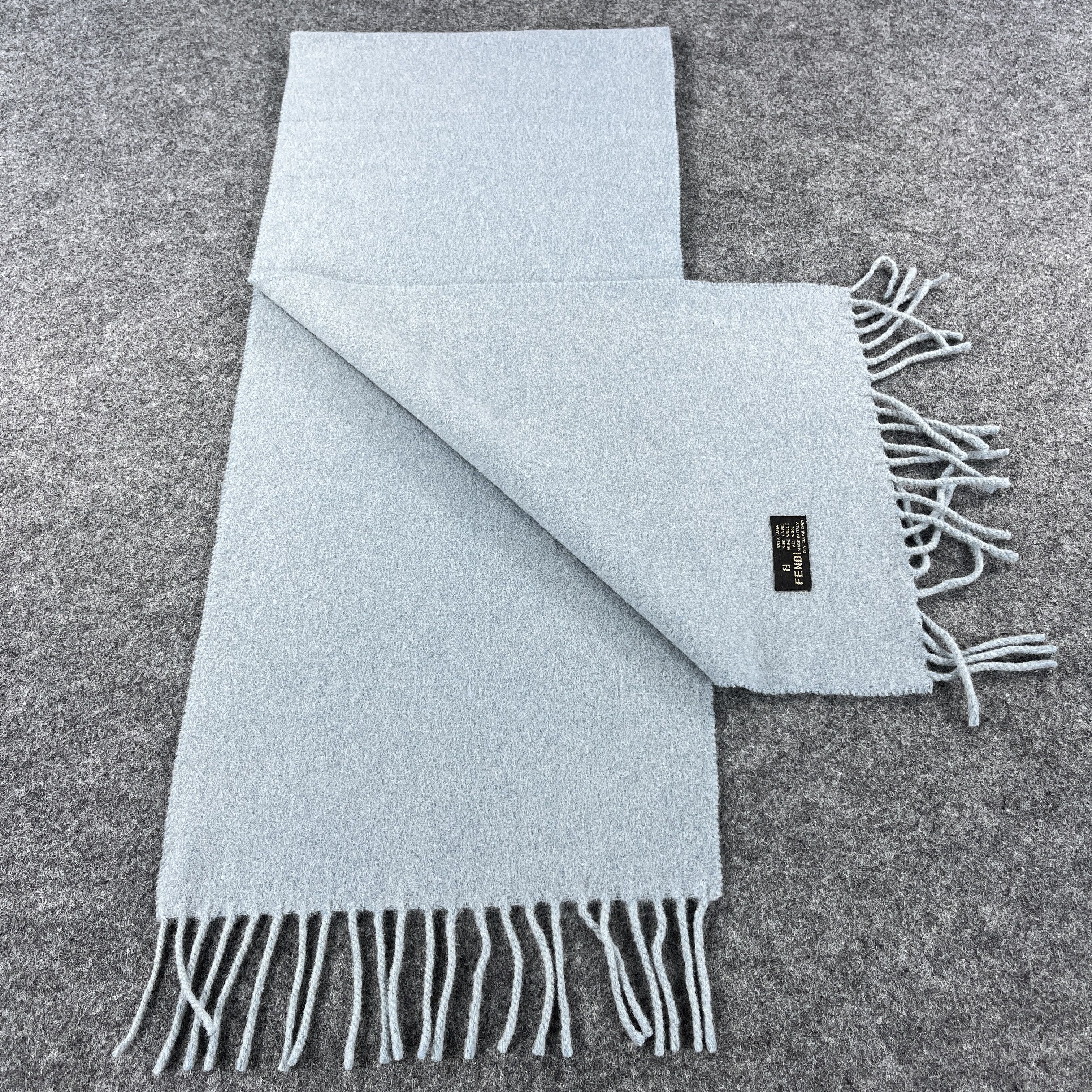 Fendi Fendi Scarf / Muffler / Neckwear T1446 Size ONE SIZE - 3 Thumbnail