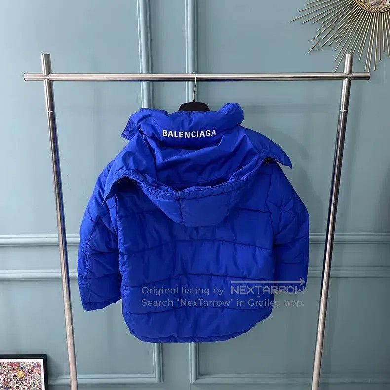 Balenciaga Balenciaga Electric blue down coat with back logo Size XXS / US 00 / IT 34 - 2 Thumbnail