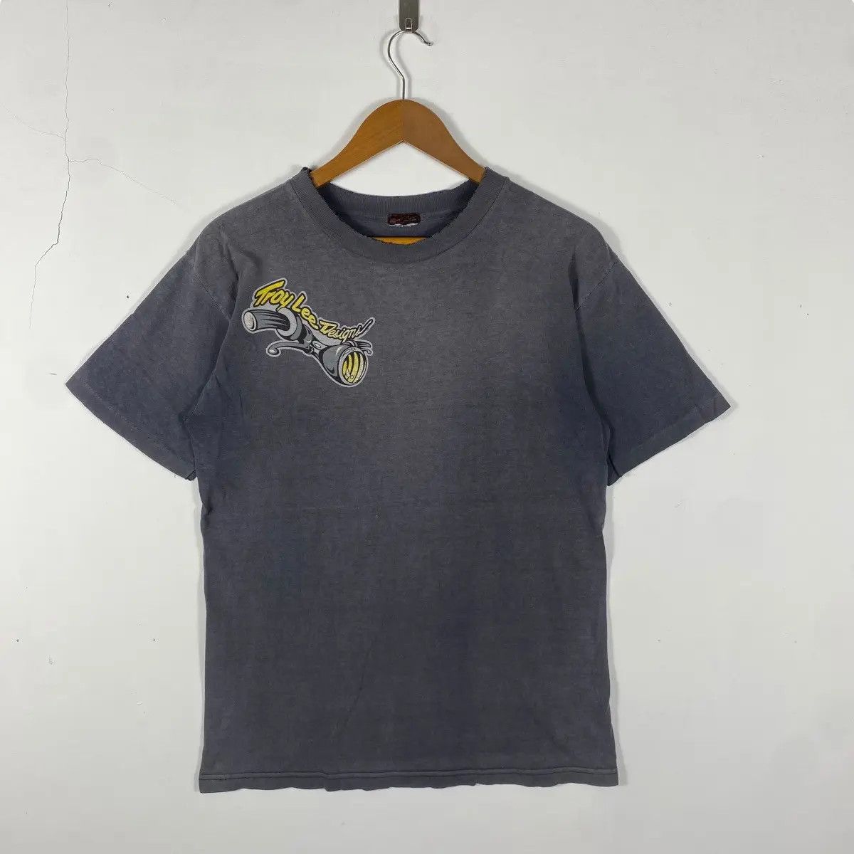 Vintage Vintage 90's TROY LEE DESIGNS Distressed Faded Tee Shirt Size US M / EU 48-50 / 2 - 3 Thumbnail