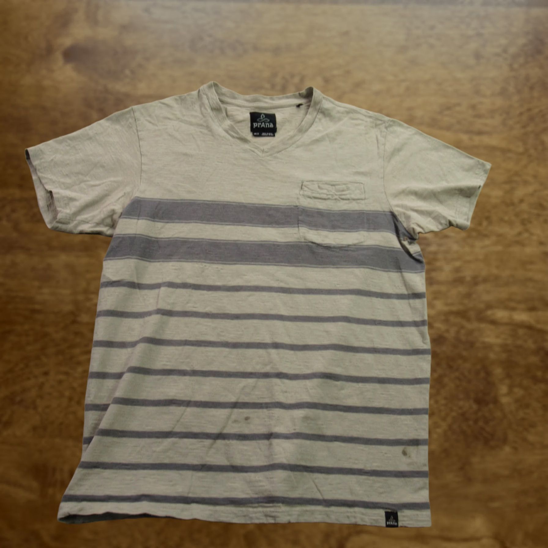 Prana Prana Shirt Mens Medium Short Sleeve V-Neck Outdoors Lightweight Stripes Size US M / EU 48-50 / 2 - 1 Thumbnail