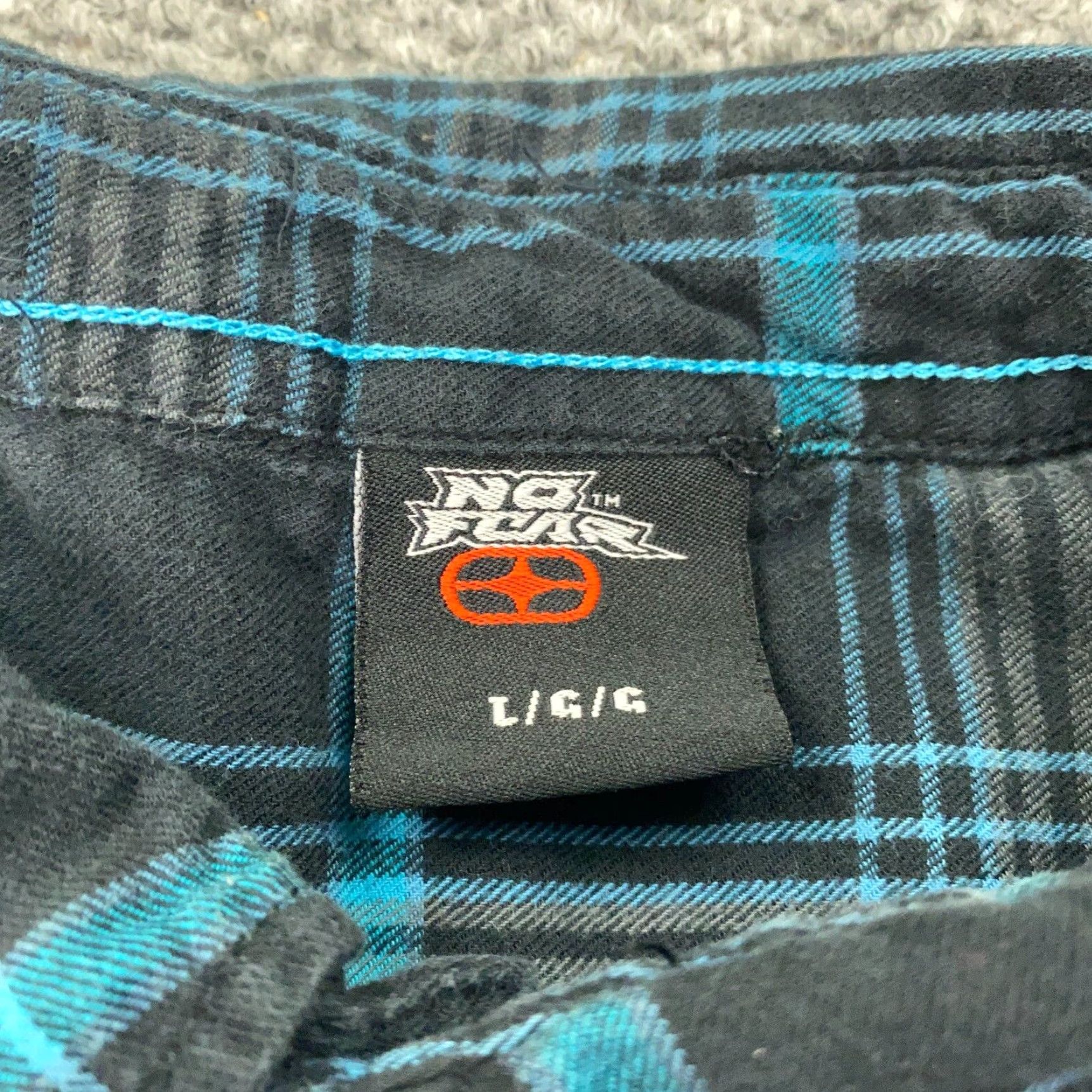 No Fear VINTAGE No Fear Plaid Flannel Shirt Men Large Long Sleeve Casual Retro 2000s Size US L / EU 52-54 / 3 - 7 Thumbnail