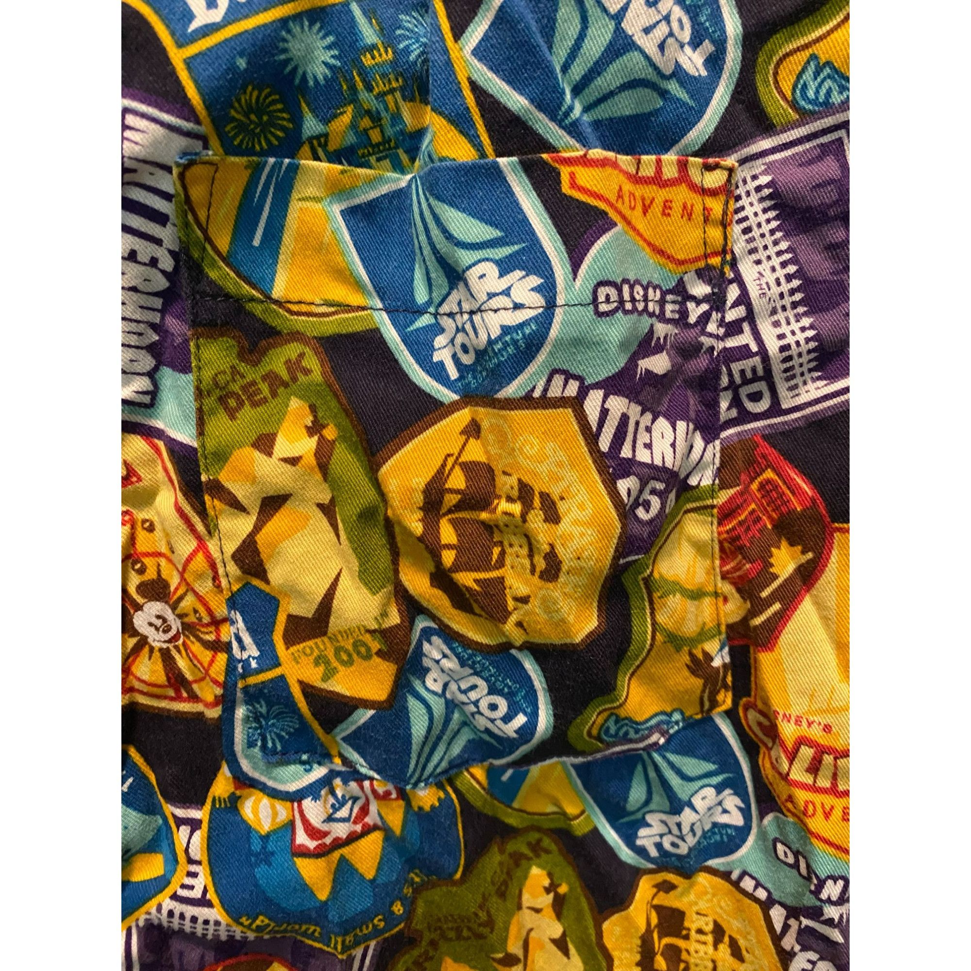 Disney Disney Parks Disneyland Attraction Badges Mens Button-Up Shi Size US M / EU 48-50 / 2 - 6 Thumbnail