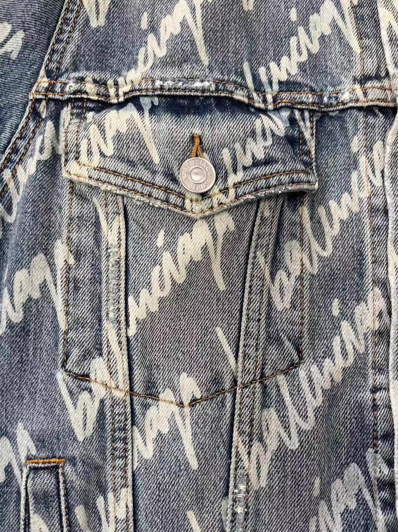 Balenciaga Balenciaga Denim Jkt M Ovr Logo Wshd Dstrs Blue 34 Size XXS / US 00 / IT 34 - 3 Thumbnail