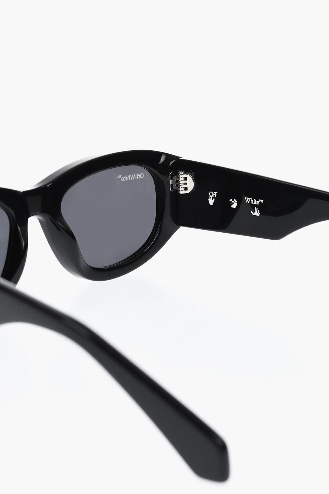 Off-White og1mm0426 Size: OS / Sunglasses in Black Size ONE SIZE - 3 Thumbnail