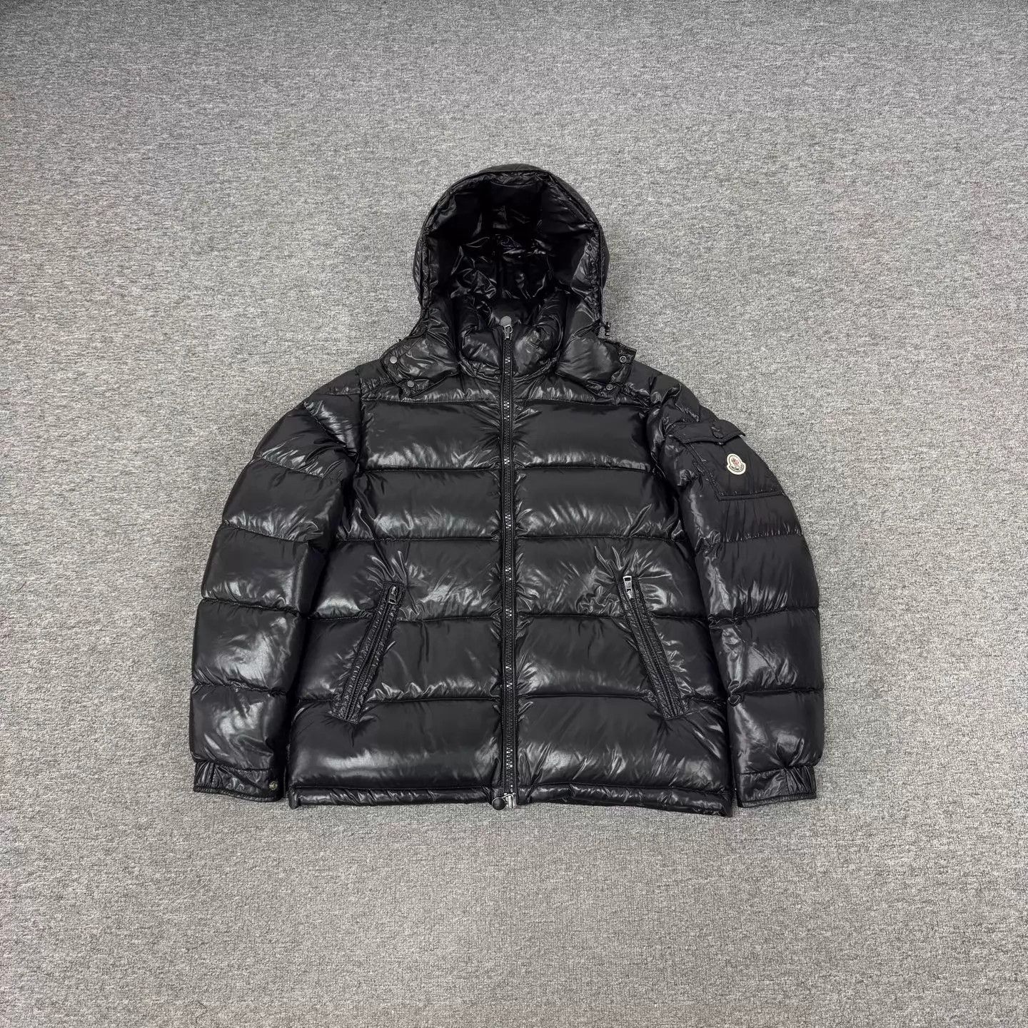 Moncler Moncler Maya Hooded Puffer Logo Sleeve US4 99New Size S / US 4 / IT 40 - 1 Thumbnail