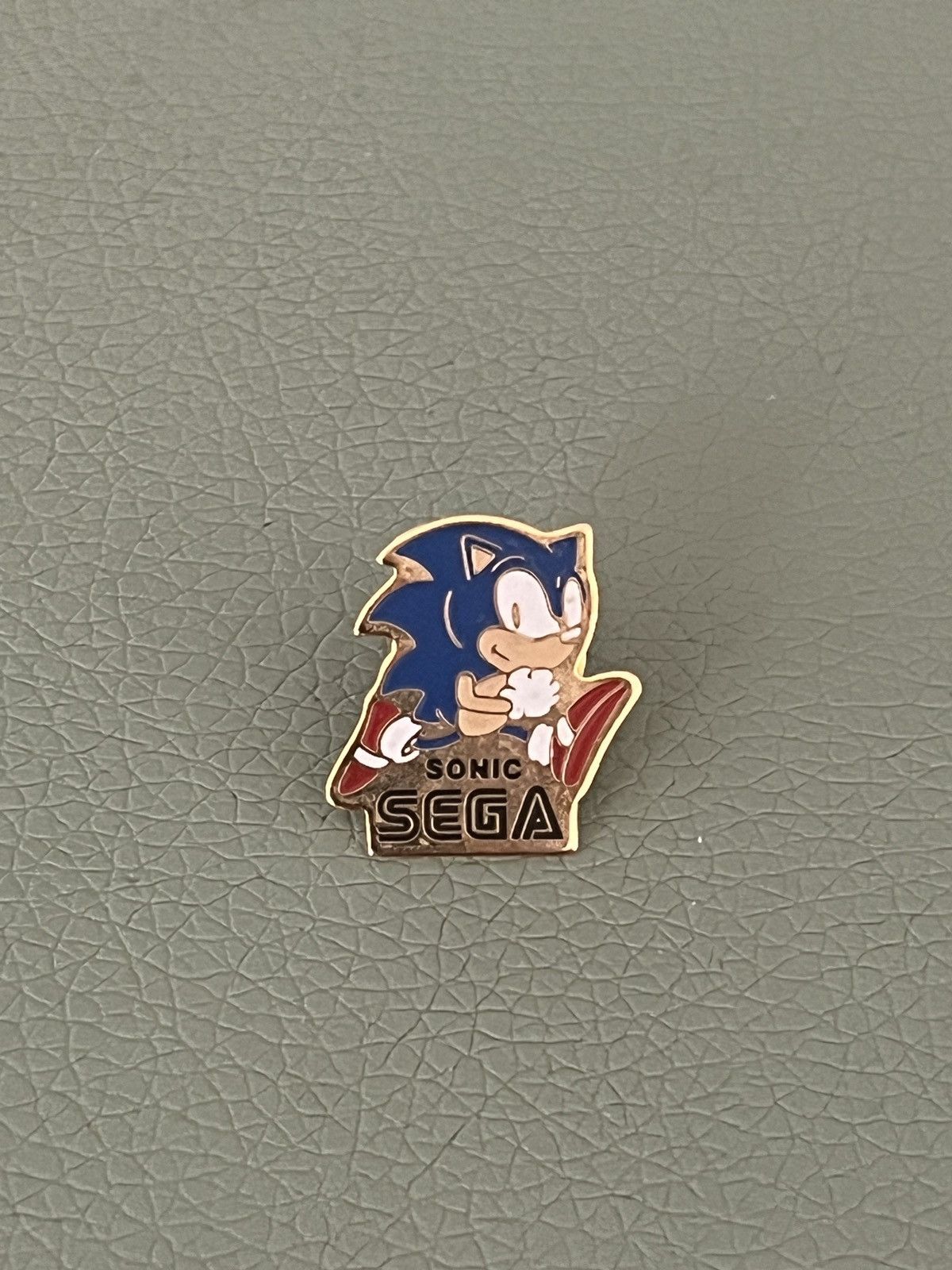 Vintage Sega sonic vintage pin Size ONE SIZE - 1 Thumbnail
