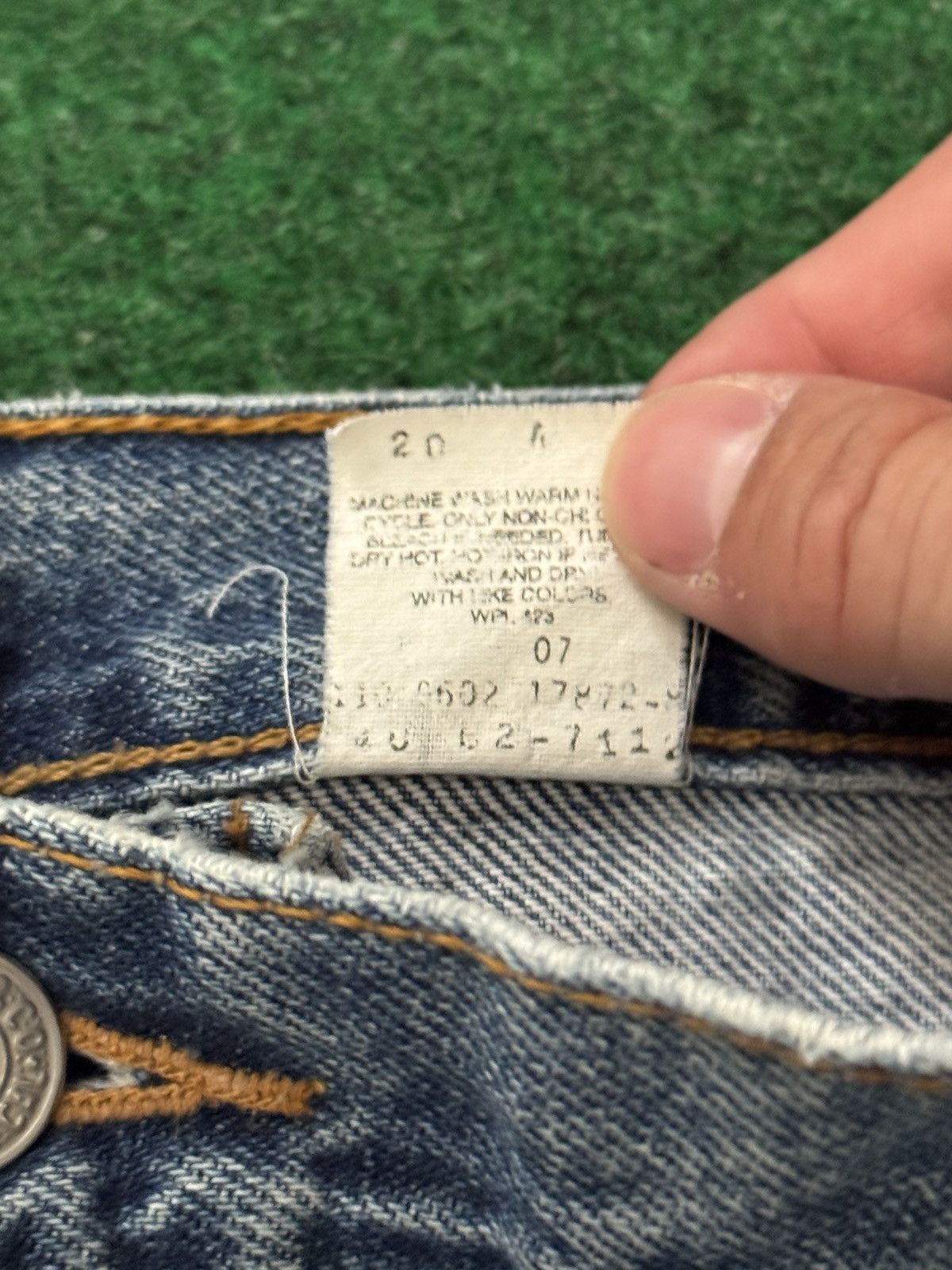 Levi's Vintage Clothing Vintage Levi’s 560 Loose Baggy Hip Hop Grunge Skater Jeans Size US 36 / EU 52 - 5 Thumbnail