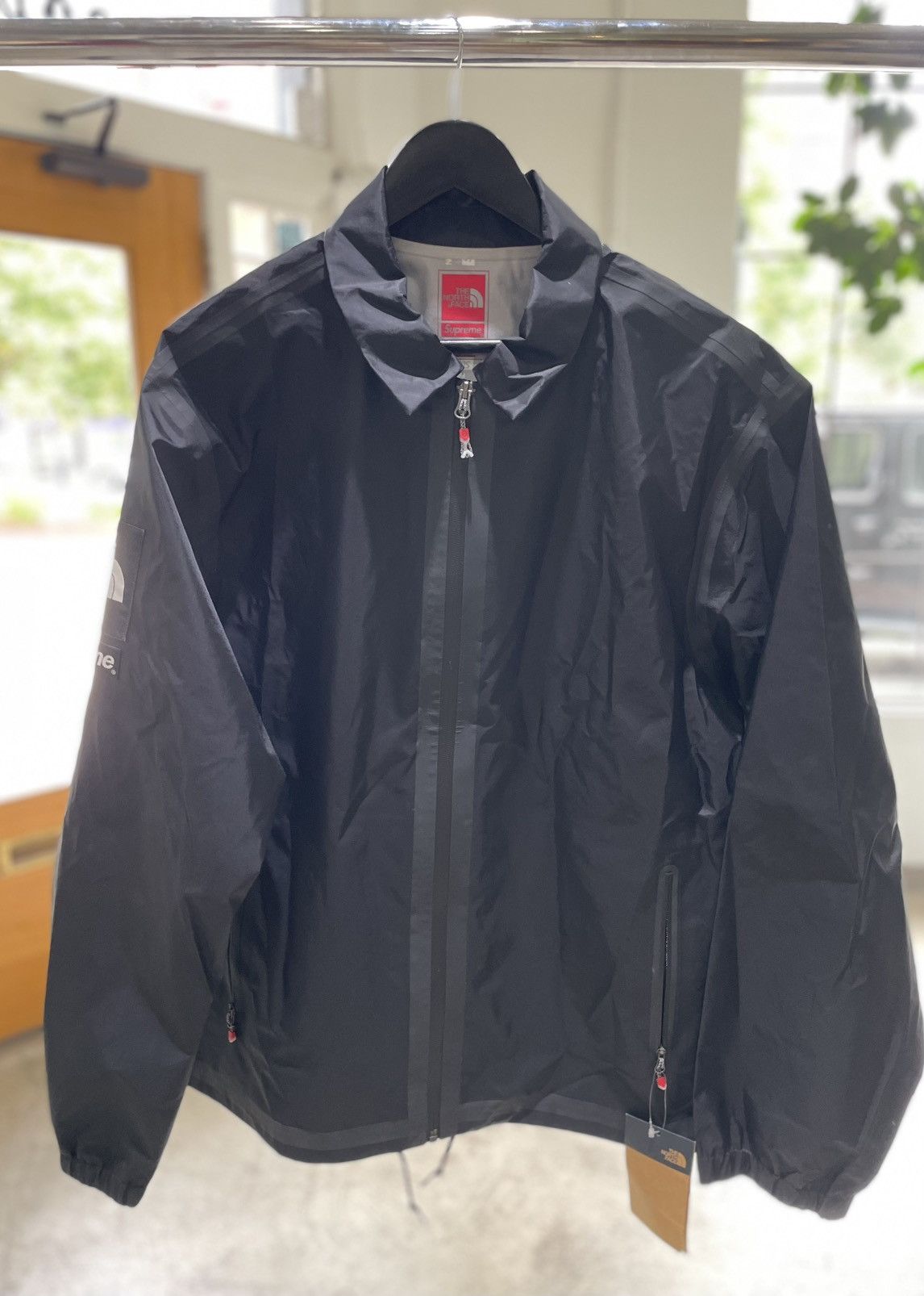 Supreme The North Face Summit Series Outer Tape Seam Coaches