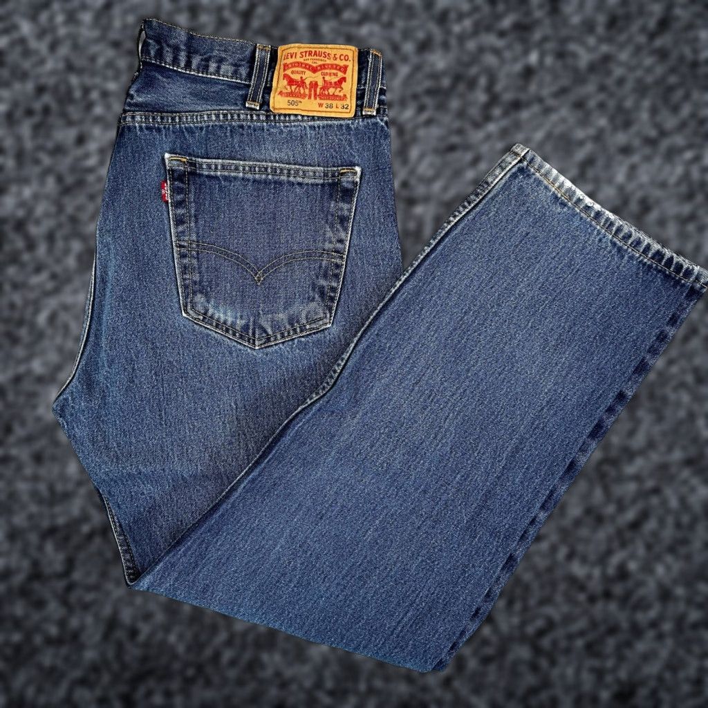 Levi's Levis 505 Jeans Mens 38x32 Blue Straight Regular Fit Medium Wash Denim Pants Size US 38 / EU 54 - 1 Thumbnail