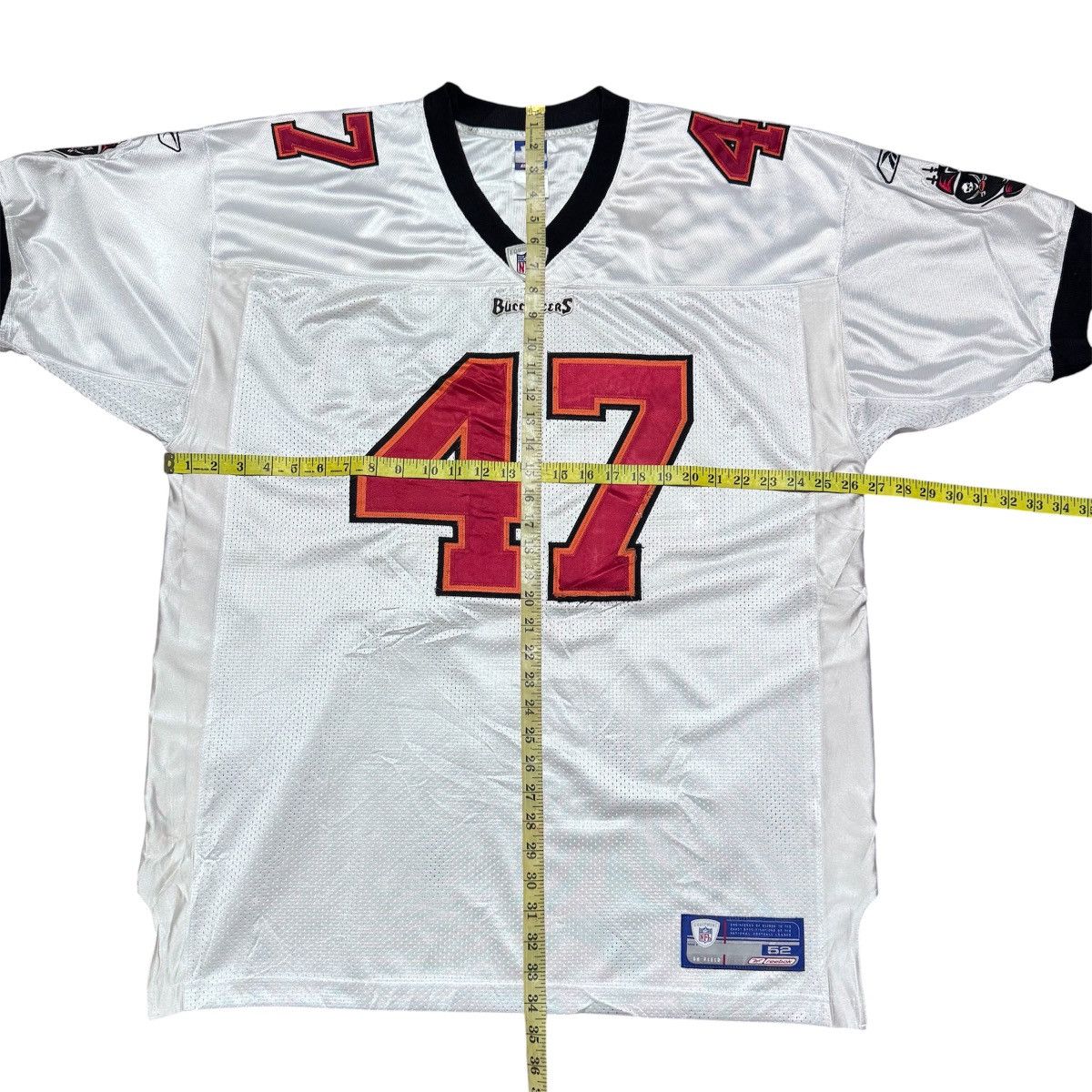 NFL John Lynch Reebok Tampa Bay Buccaneers Jersey 2002 On Field Size US XXL / EU 58 / 5 - 13 Thumbnail