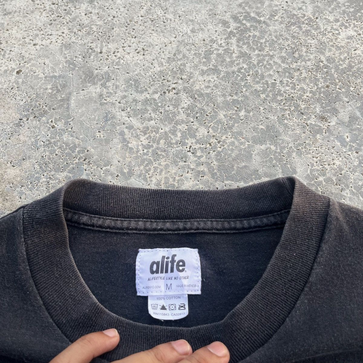Alife Vintage 90s Alife Nice Big Logo Design Tee Size US M / EU 48-50 / 2 - 5 Thumbnail