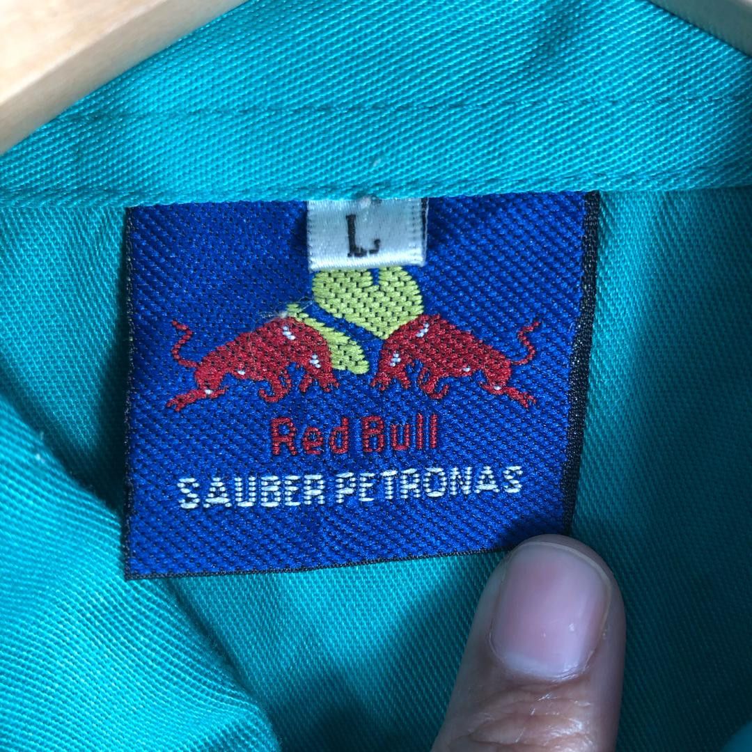 Red Bull × Vintage Vintage Red Bull Racing Men T-shirt Sauber Petronas Size US L / EU 52-54 / 3 - 9 Thumbnail