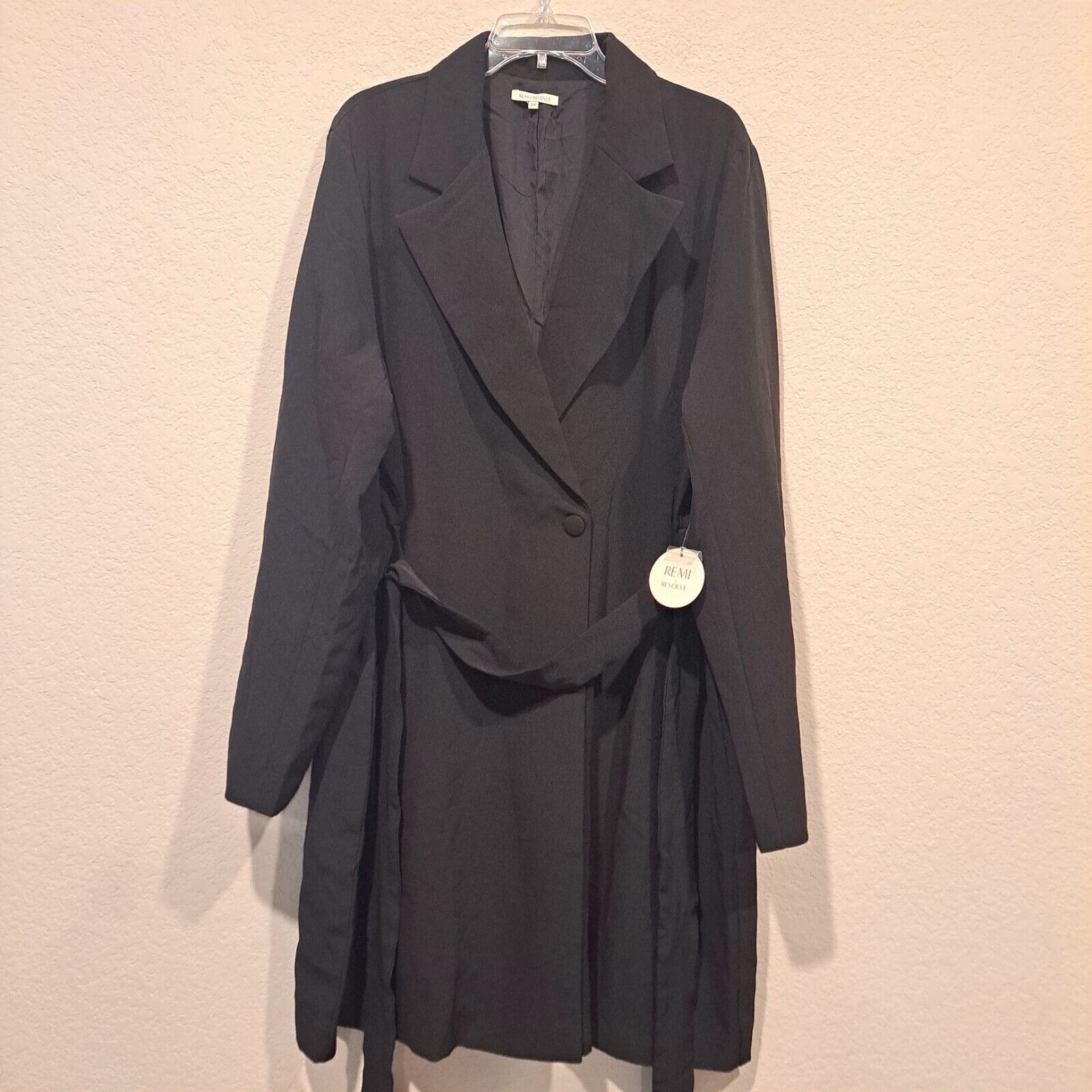 REVOLVE REMI X REVOLVE - Meghan Style Blazer Dress Size 2X NWT Black Size XXL / US 16-18 / IT 52-54 - 6 Thumbnail
