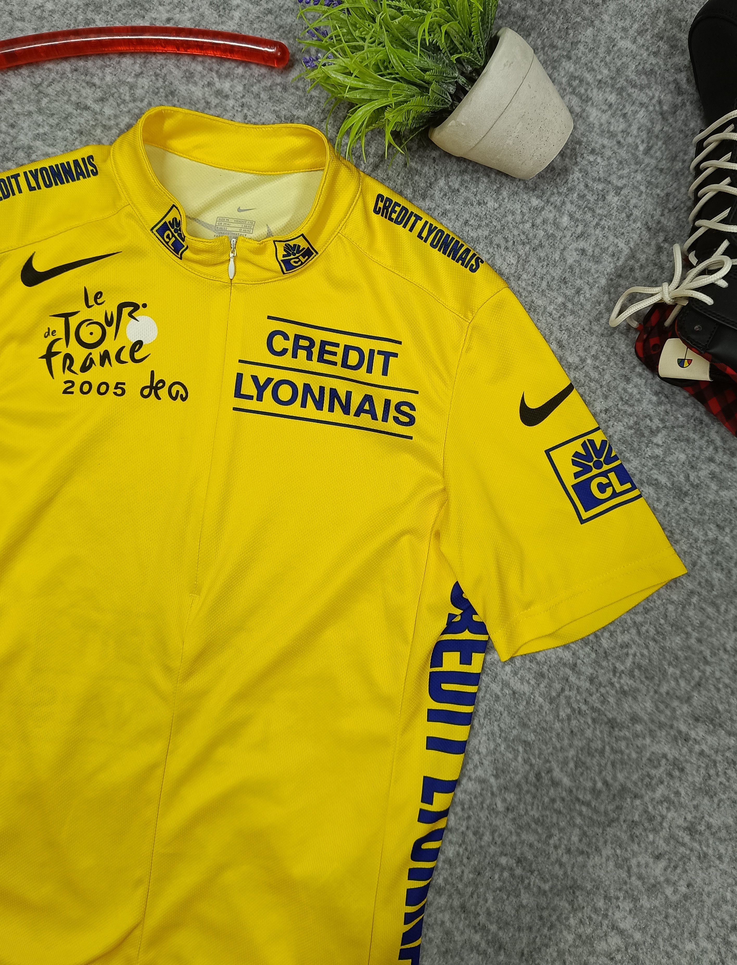 Nike Tour De France 2005 CyclingLyonnais size M Nike Size US M / EU 48-50 / 2 - 3 Thumbnail