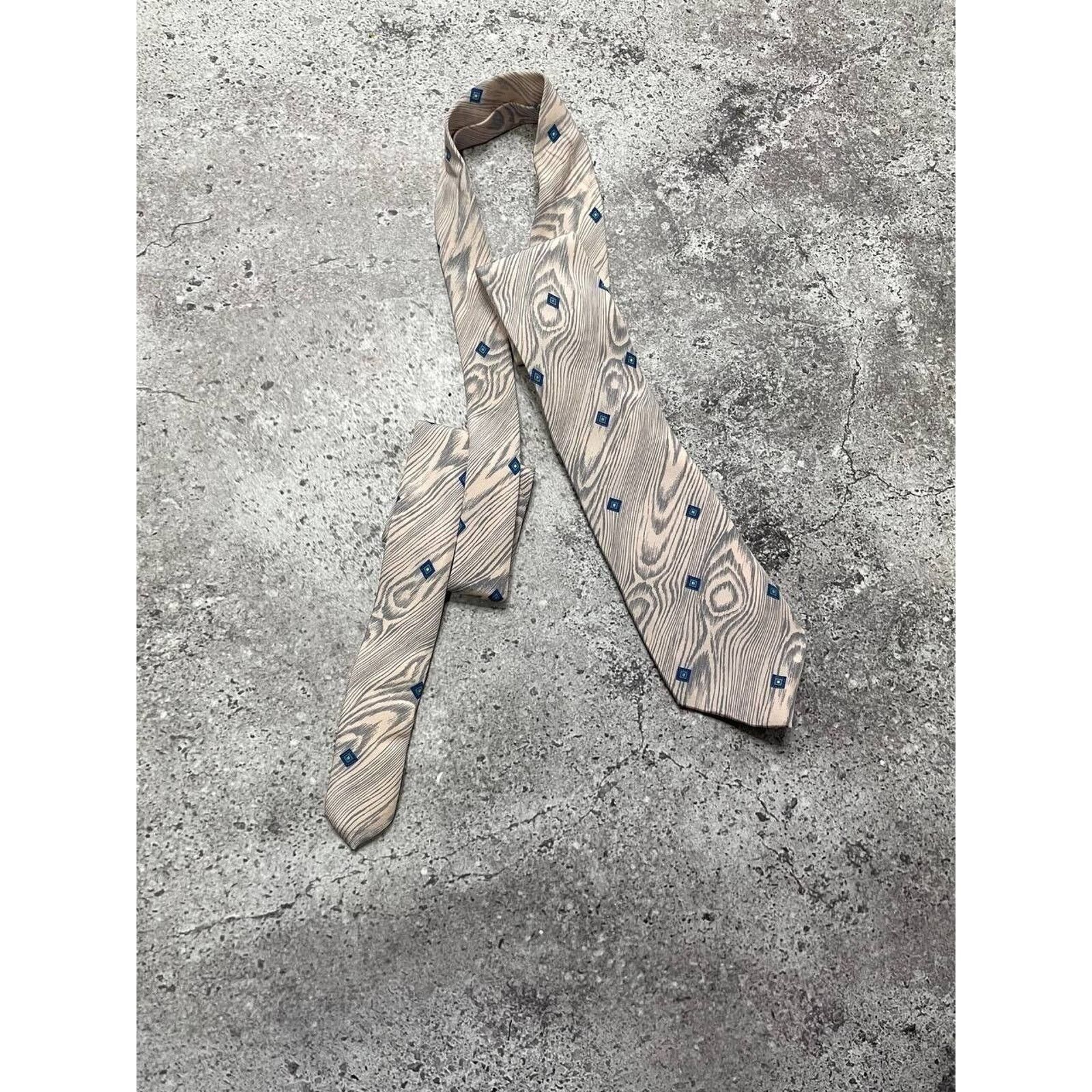 Dior Vintage Christian Dior Monsieur Tie Beige Diamond 100% Silk Size ONE SIZE - 2 Thumbnail