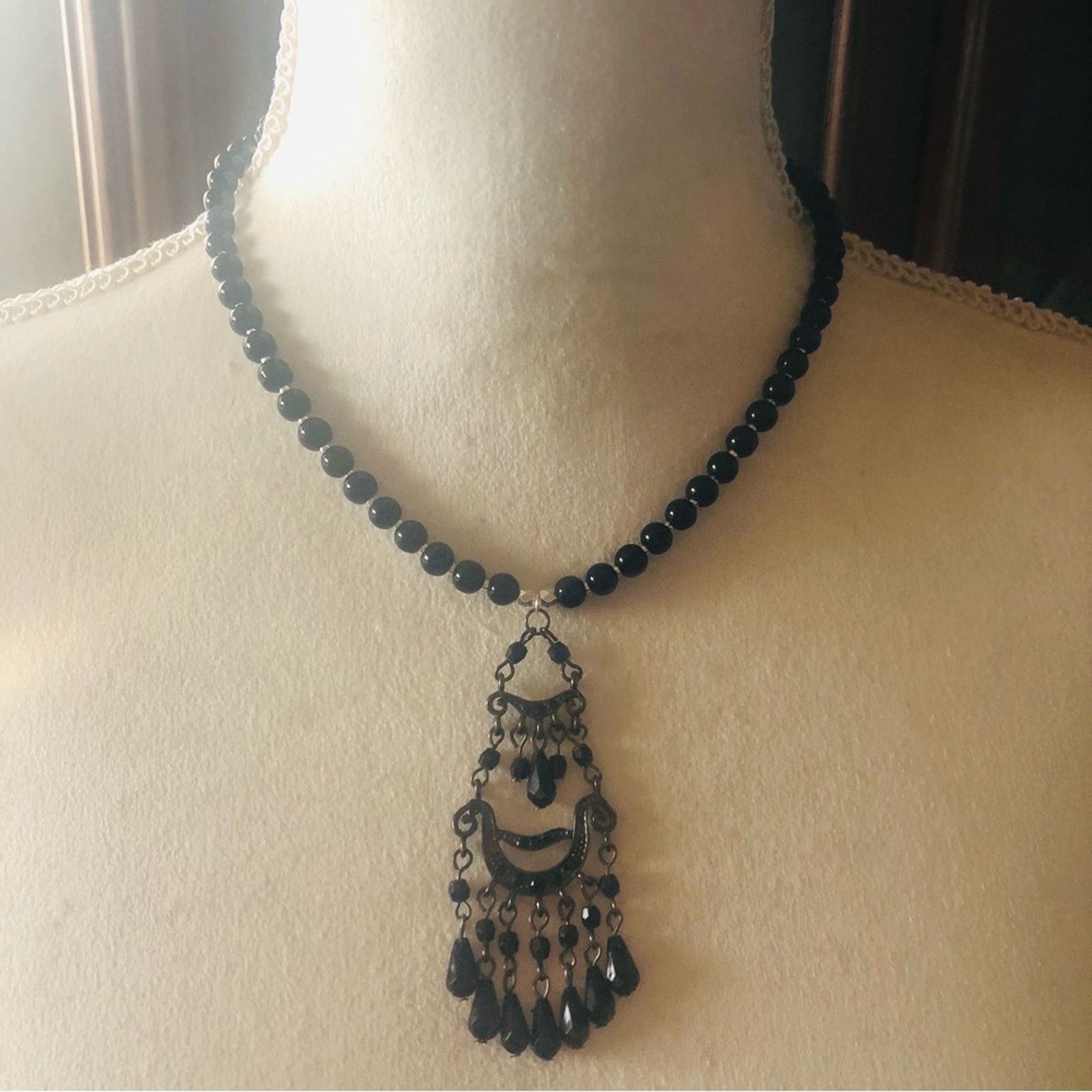 Handmade Handcrafted repurpose black chandelier Pearl necklace Size ONE SIZE - 2 Thumbnail