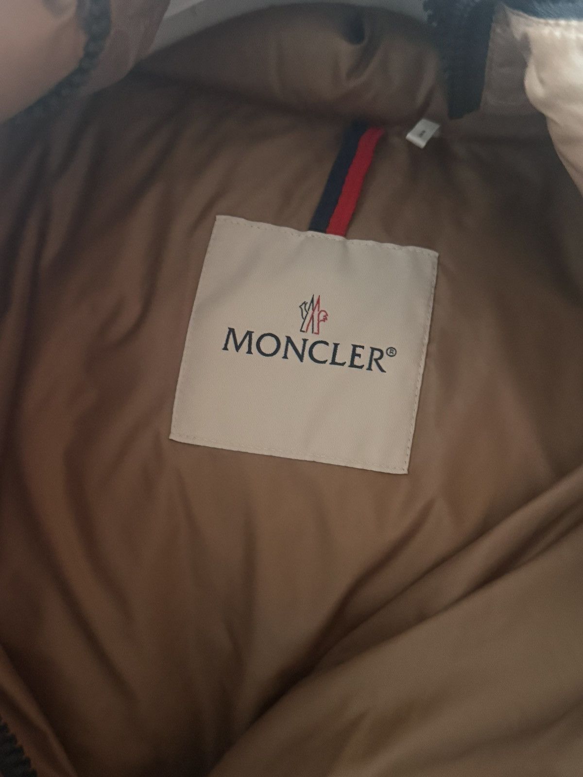 Moncler Moncler Agneux Square-Quilted Hooded Short Down Jacket Size XS / US 0-2 / IT 36-38 - 9 Thumbnail