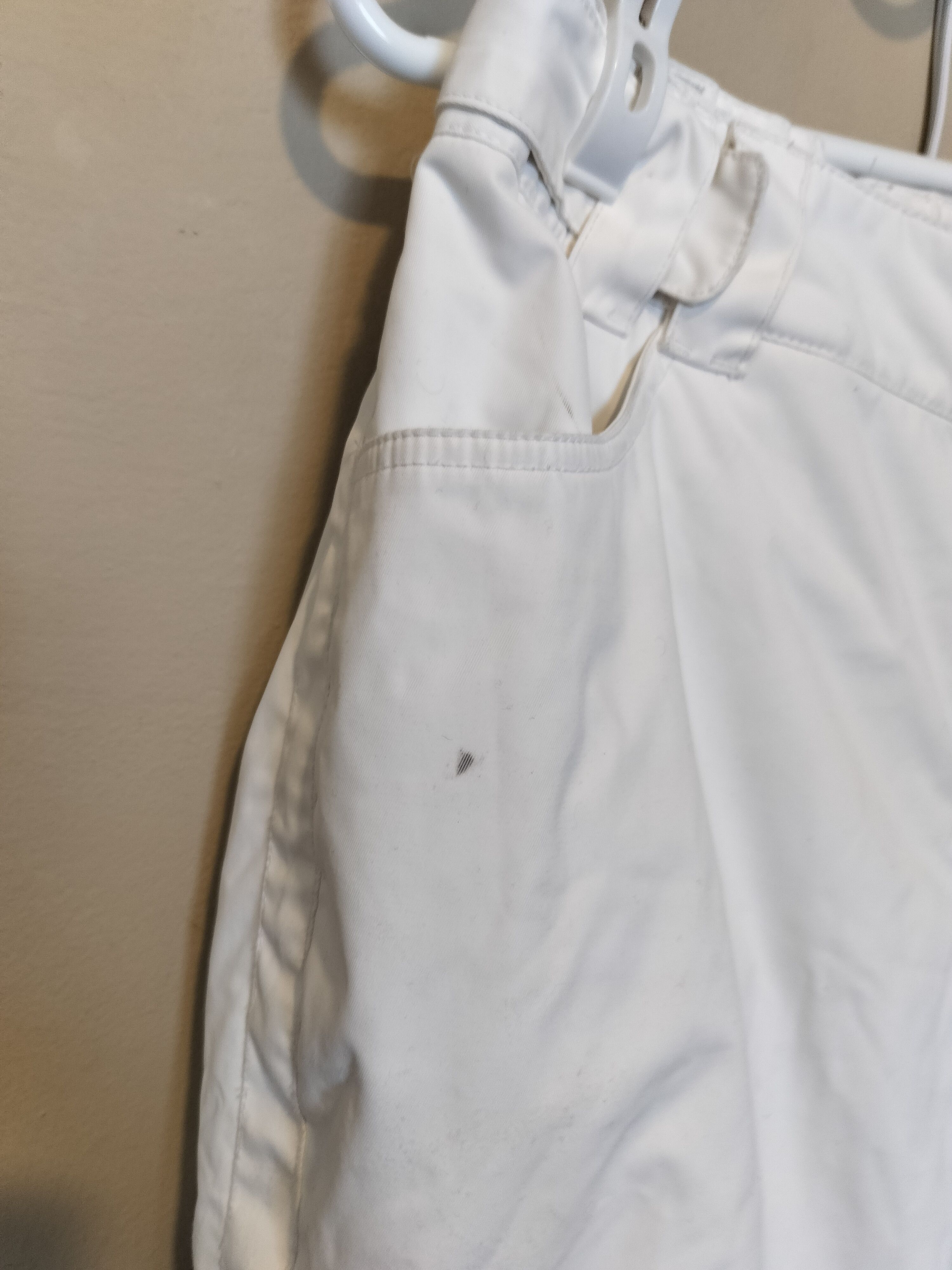 Orage Women's White Snow Pants by Orage, Size L, Adjustable Waist Size 28" / US 6 / IT 42 - 2 Thumbnail