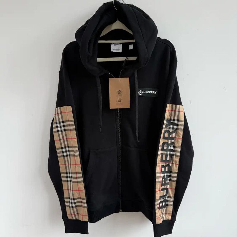 Burberry Burberry Black Long Sleeve Hoodie for Women Size S / US 4 / IT 40 - 1 Thumbnail