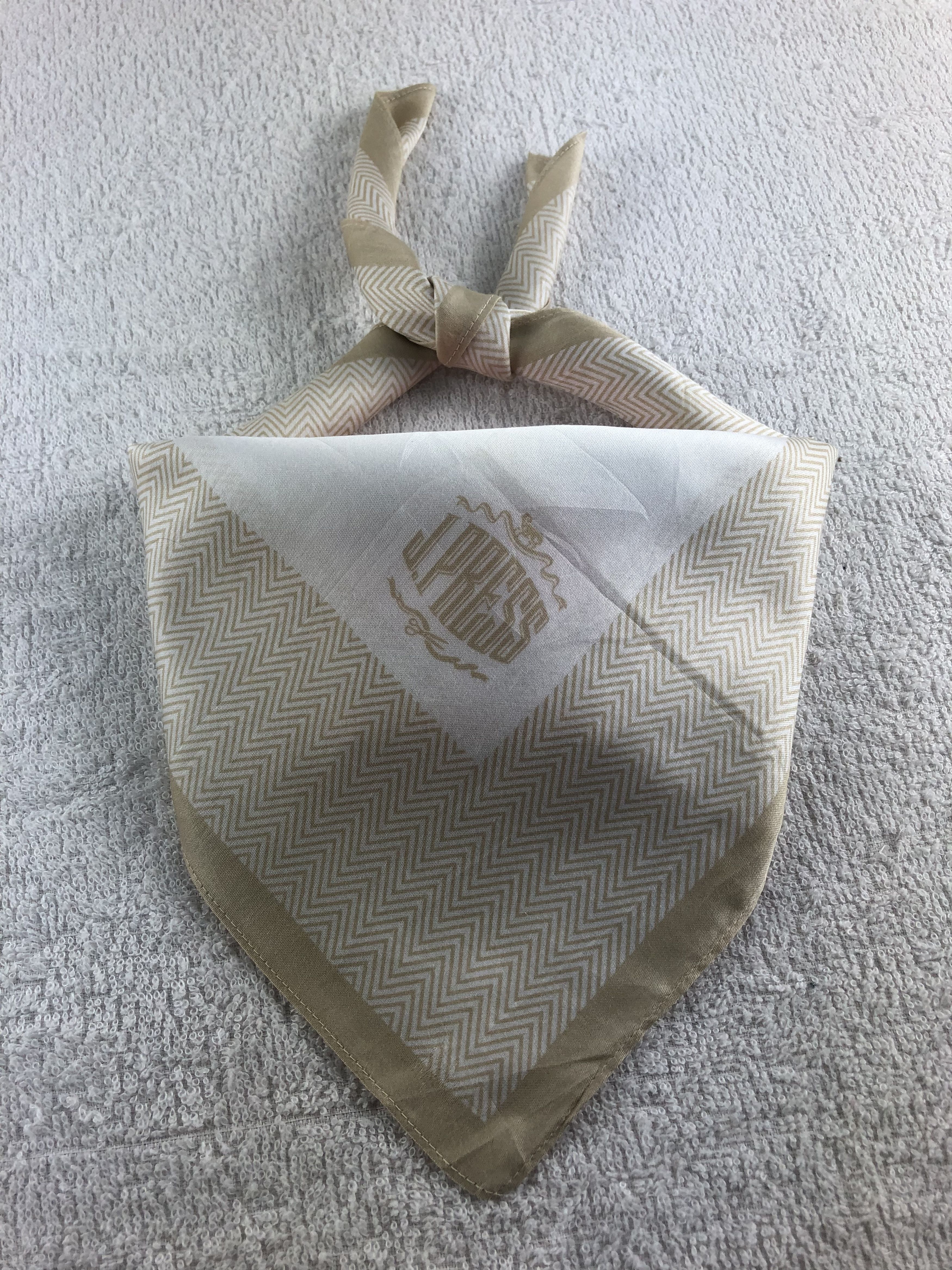 J. Press J. Press Handkerchief / Bandana / Neckerchief C181 Size ONE SIZE - 1 Thumbnail