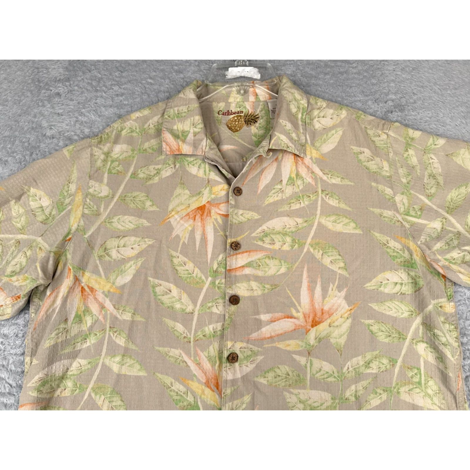 Paradise VINTAGE Caribbean Shirt Mens Large Gray Floral Bird Of Paradise Wood Button 100% Silk Size US L / EU 52-54 / 3 - 6 Thumbnail