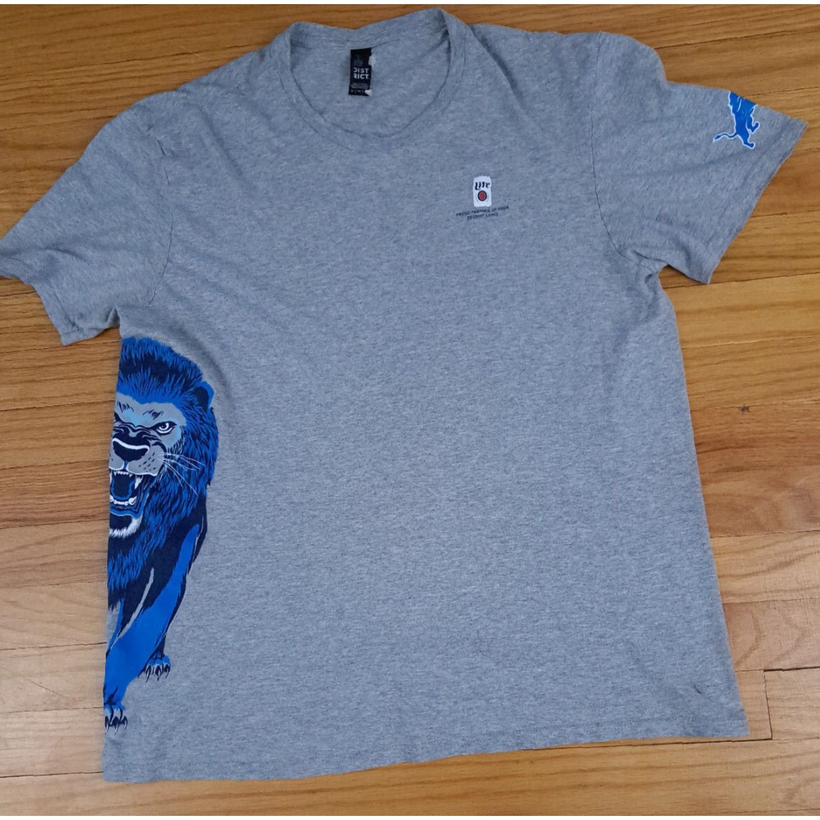 Vintage Detroit Lions T-Shirt XL Gray Miller Lite Draft Day Short Sleeve Mens Shirt Size US XL / EU 56 / 4 - 2 Thumbnail