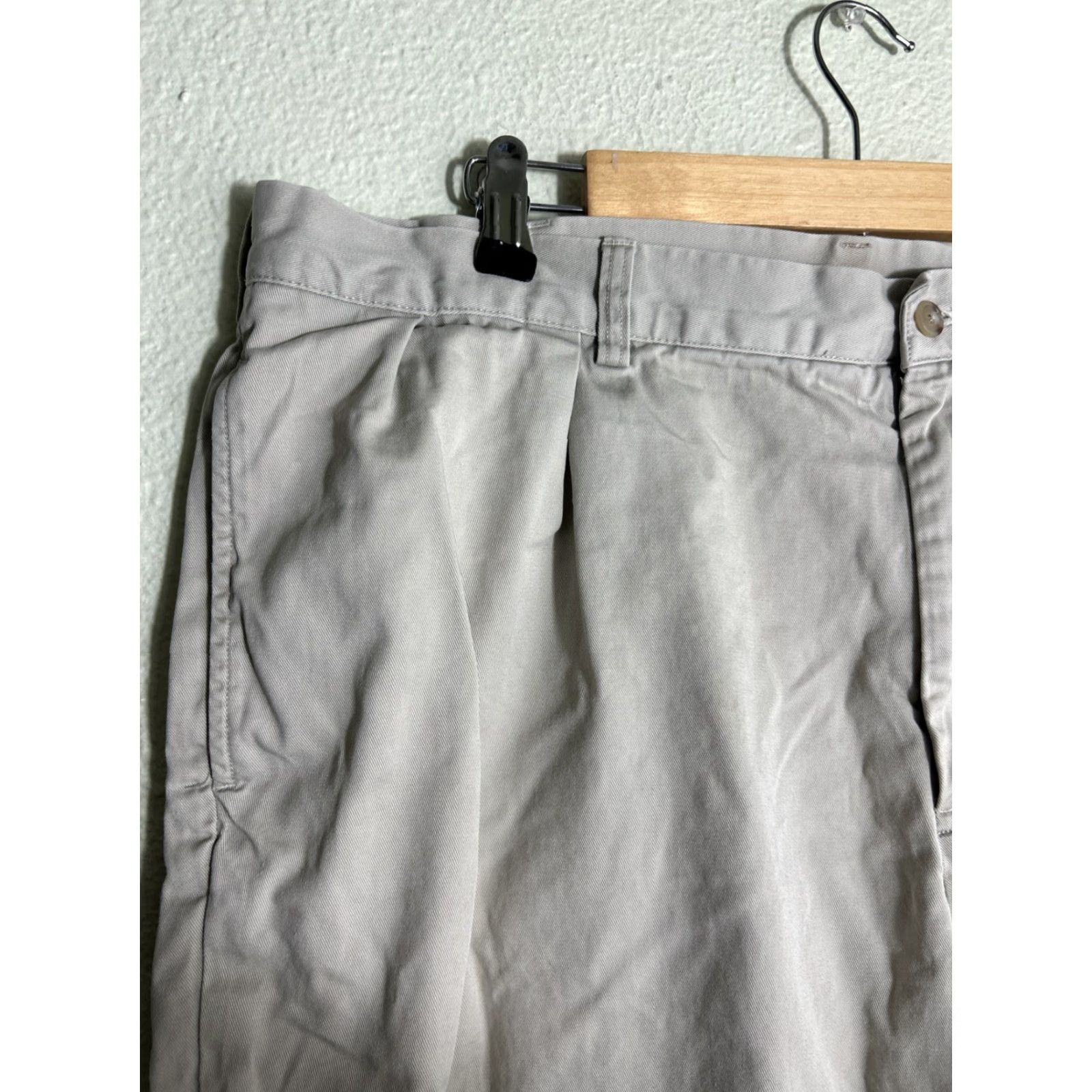 Polo Ralph Lauren Polo Ralph Lauren Chino Shorts Mens 36 Beige Regular Size 36x8 Size US M / EU 48-50 / 2 - 3 Thumbnail