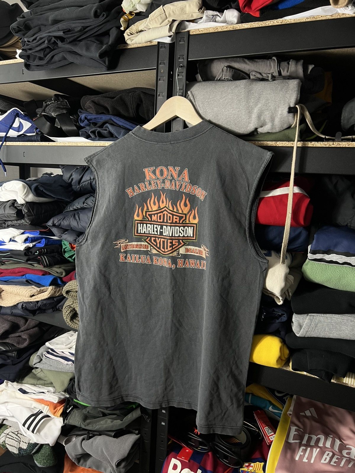 Vintage Harley Davidson Kona Hawaii Sleeveless T-Shirt 2002
