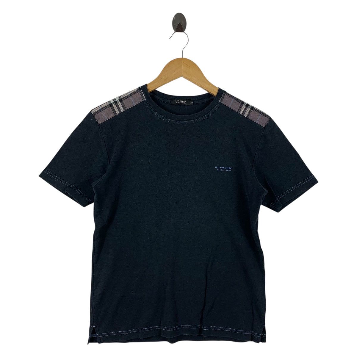 Burberry Burberry Black Label Nova Check Shoulder Tee Size XS / US 0-2 / IT 36-38 - 1 Thumbnail