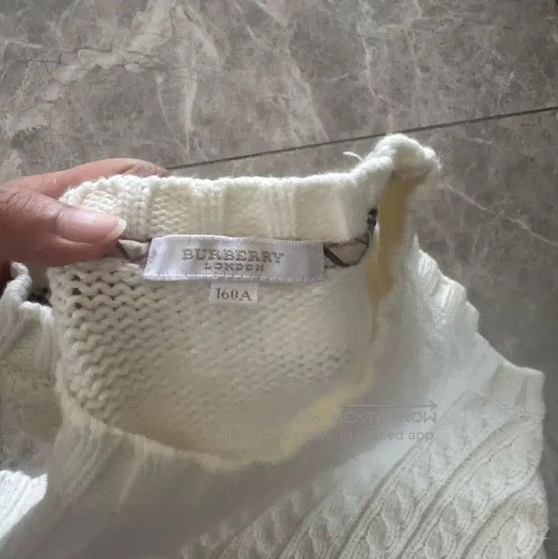 Burberry Burberry White Wool Knit Vest for Women. Size S / US 4 / IT 40 - 4 Thumbnail