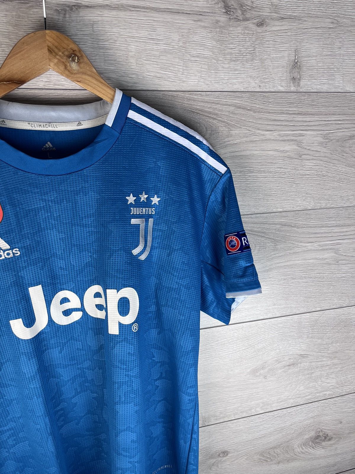 Adidas Men’s soccer jersey Adidas Juventus #7 Ronaldo size L Size US L / EU 52-54 / 3 - 4 Thumbnail