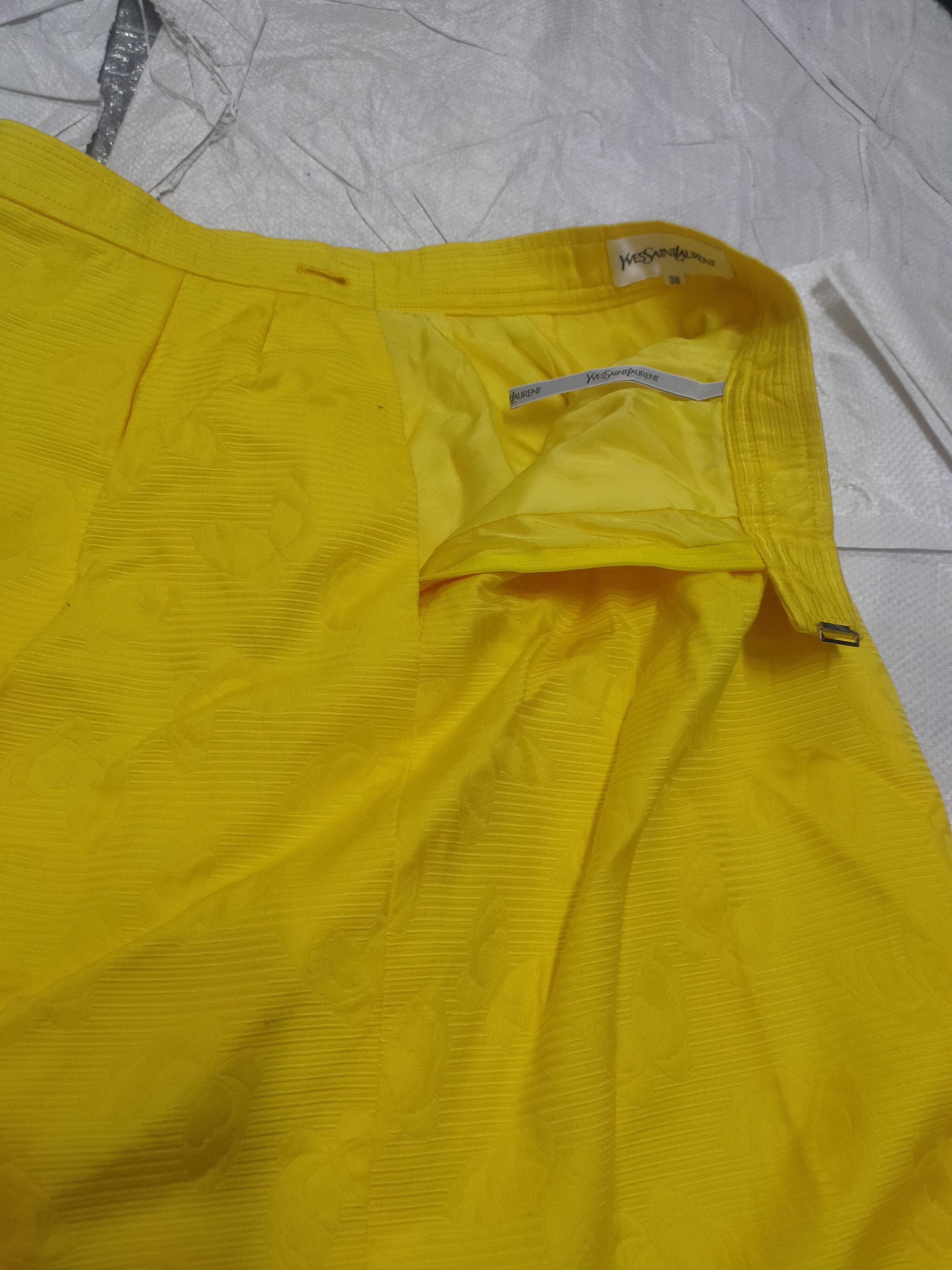 Yves Saint Laurent Yves saint Laurent mini skirt Size 25" / US 0 / IT 36 - 6 Thumbnail