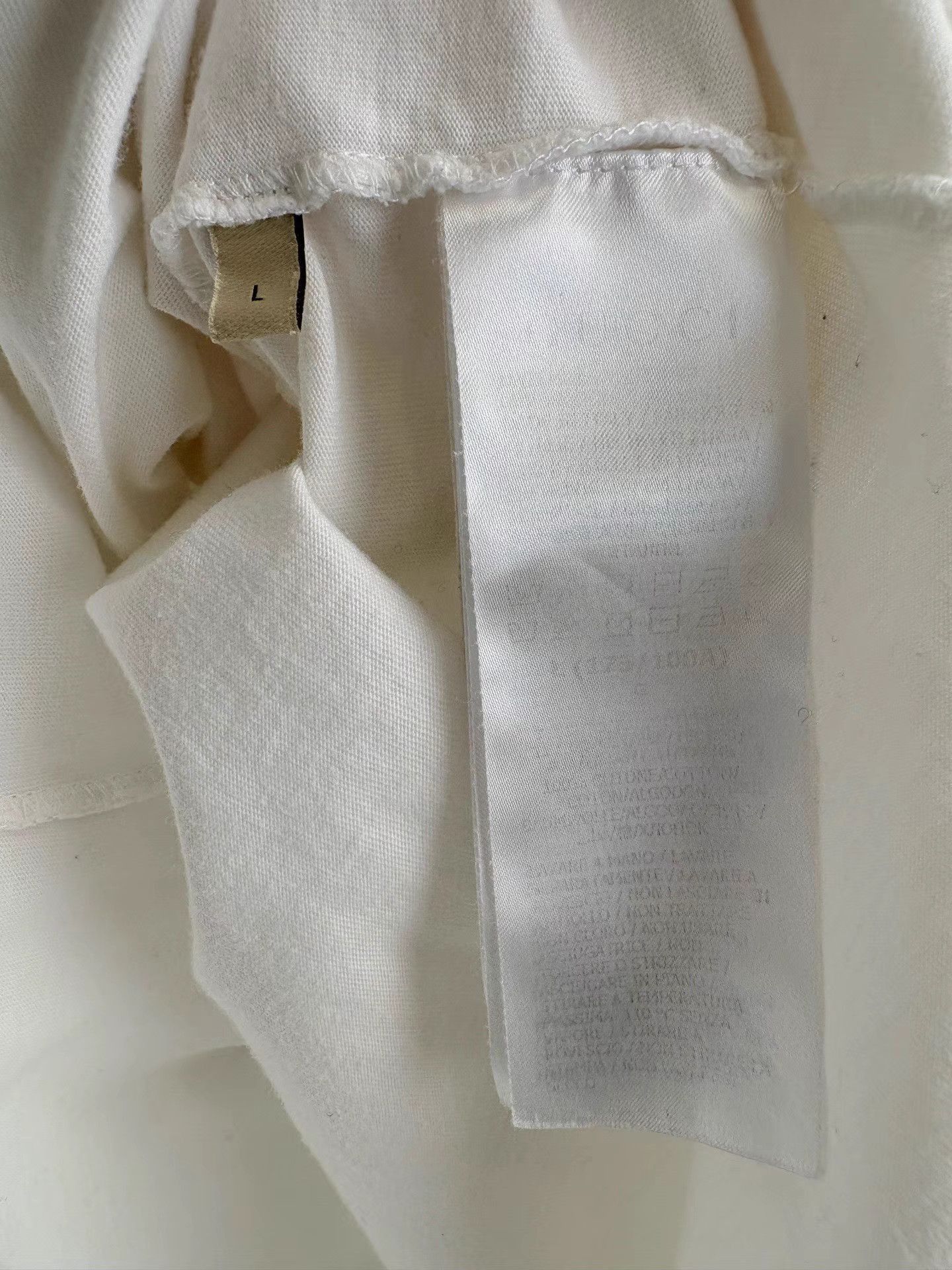Gucci White Short-Sleeve Logo Print T-Shirt Size US L / EU 52-54 / 3 - 5 Thumbnail
