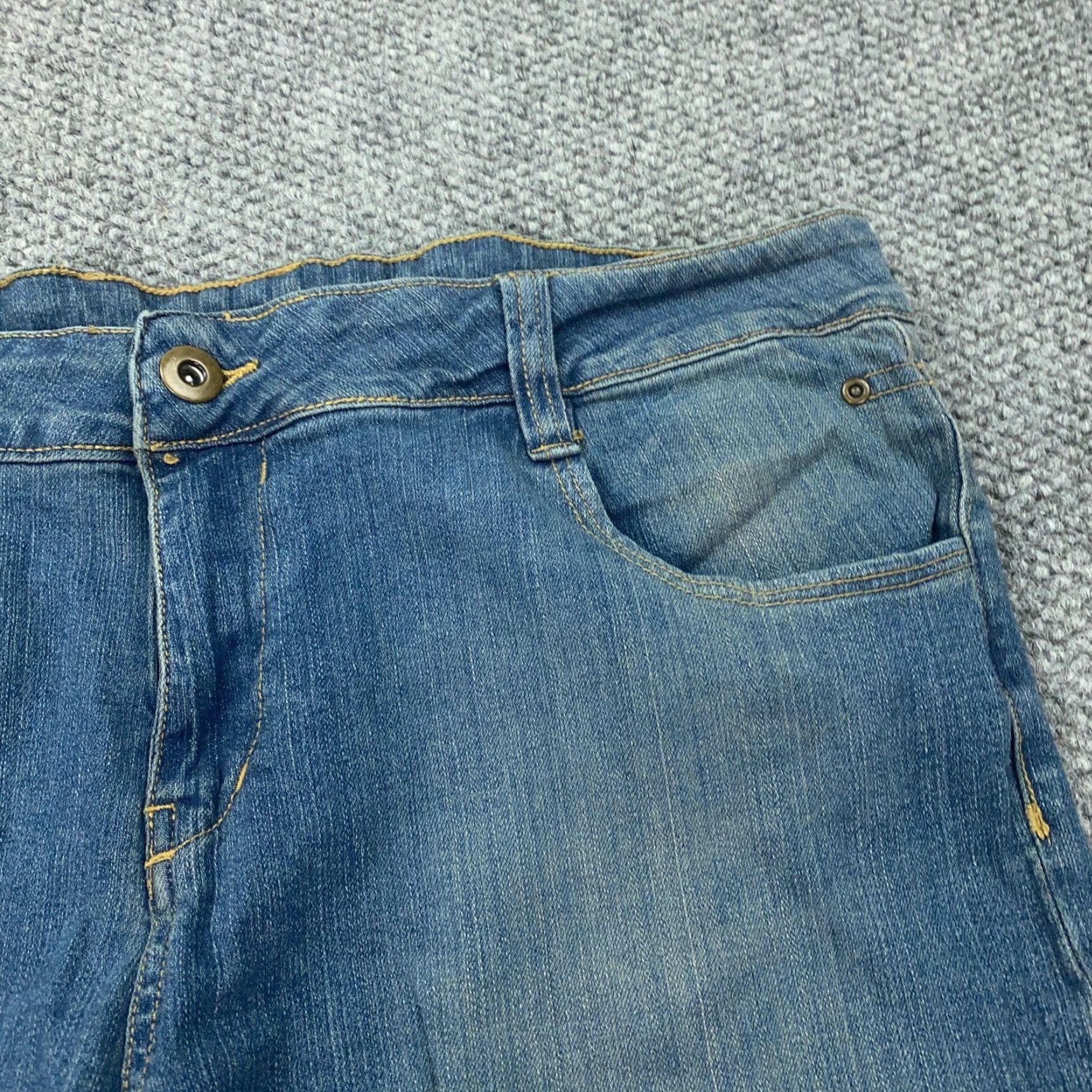 Vintage Standard Clothing Jeans Womens Size 19/20 Blue Faded Stretch Rhinestones Size 38" / US 16 / IT 52 - 3 Thumbnail