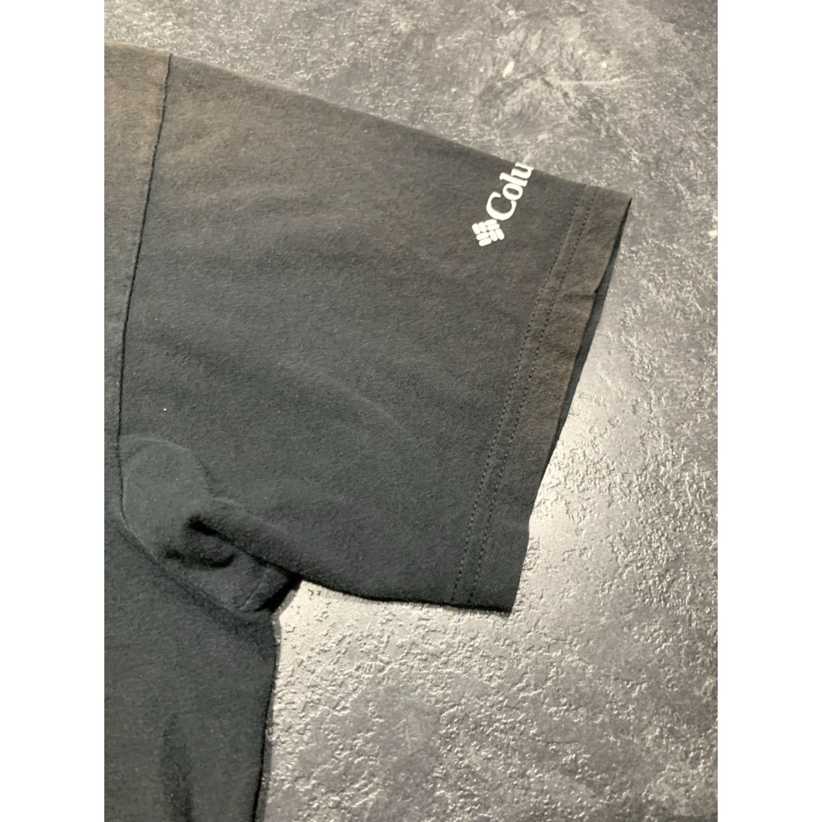 Vintage Columbia Men's T-Shirt Black Short Sleeve Mountain Mt Hood Logo Logo Graphic 90s Outdoor Sports Size US M / EU 48-50 / 2 - 3 Thumbnail