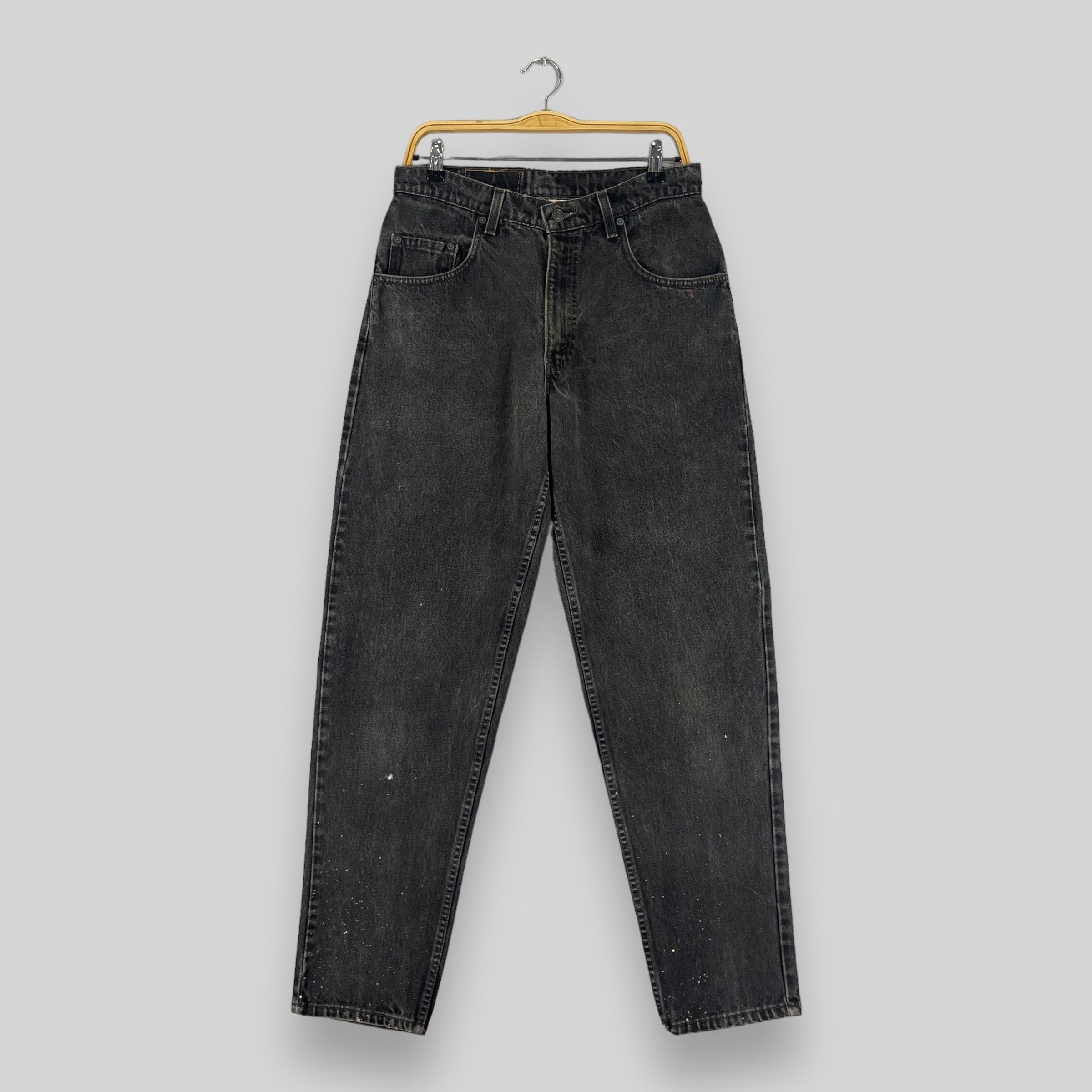 Jean × Levi's × Levi's Vintage Clothing W31 L32 Vintage Levis 560 Paint Splatter Black Wash Jeans Size 31" - 1 Thumbnail