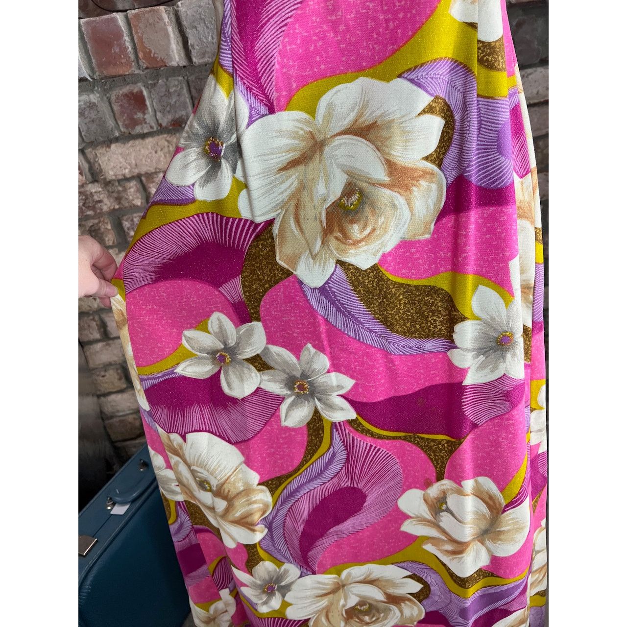 Vintage dress Hawaiian 1960s ruffle floral bright pink purple gold Size XS / US 0-2 / IT 36-38 - 6 Thumbnail