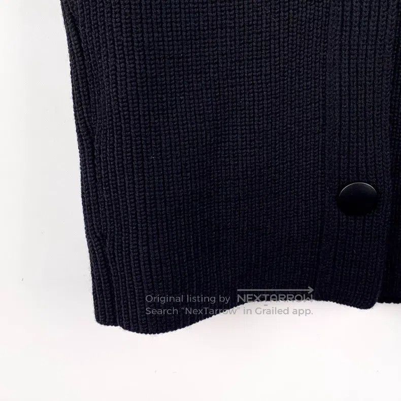 Louis Vuitton Louis Vuitton 24 black wool crew neck single-breasted slee Size US XXS / EU 40 - 4 Thumbnail