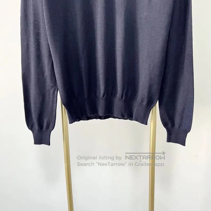 Prada Prada Men's V-Neck Knitted Sweater in Deep Blue. Size US M / EU 48-50 / 2 - 2 Thumbnail