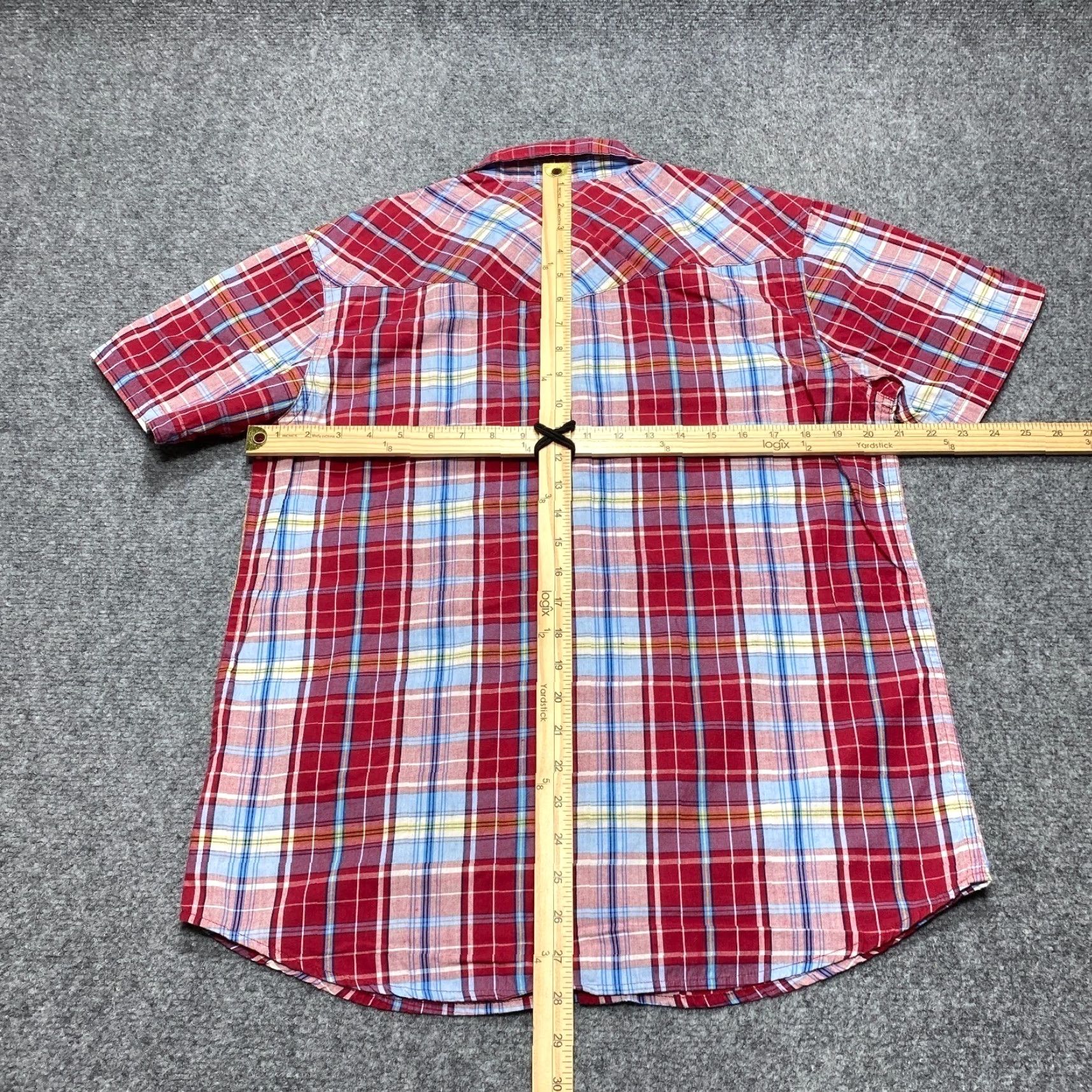 Levi's Levis Shirt Men M Red Plaid Pearl Snap Western Cowboy Flap Pocket Button-Up Short Sleeve Crew Neck Collared Size US M / EU 48-50 / 2 - 6 Thumbnail