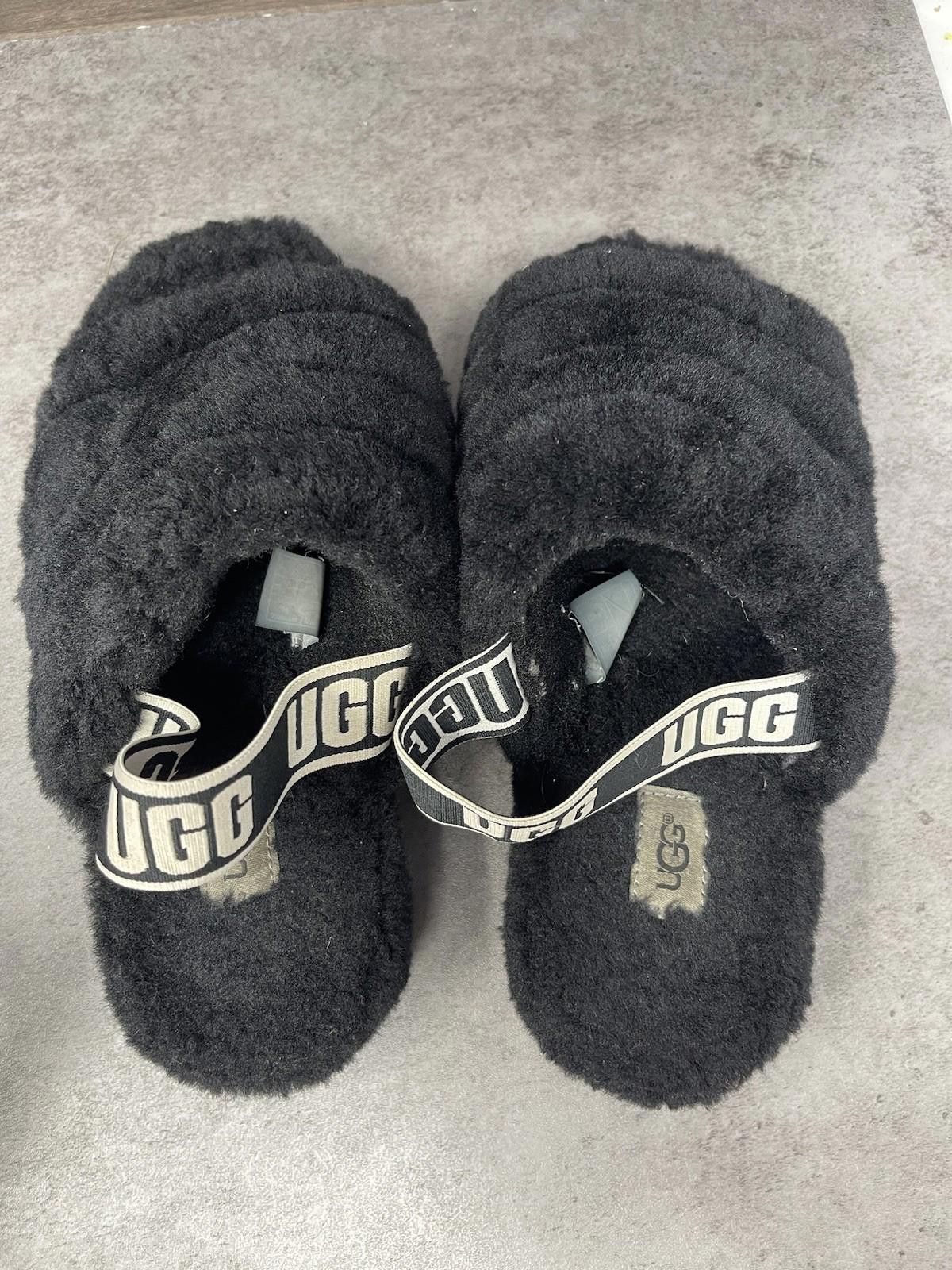 Ugg UGG Fluff Yeah Slide Slippers Womens Size 7 Black Fur Size US 7 / IT 37 - 9 Thumbnail