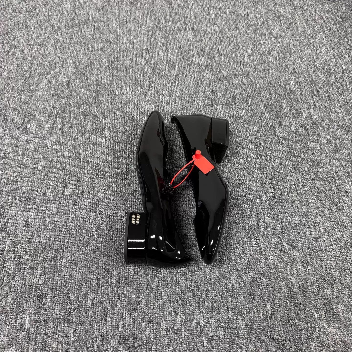Miu Miu MIU MIU Black Patent Leather Logo Pointed Block Mary Jane Size US 8.5 / IT 38.5 - 4 Thumbnail