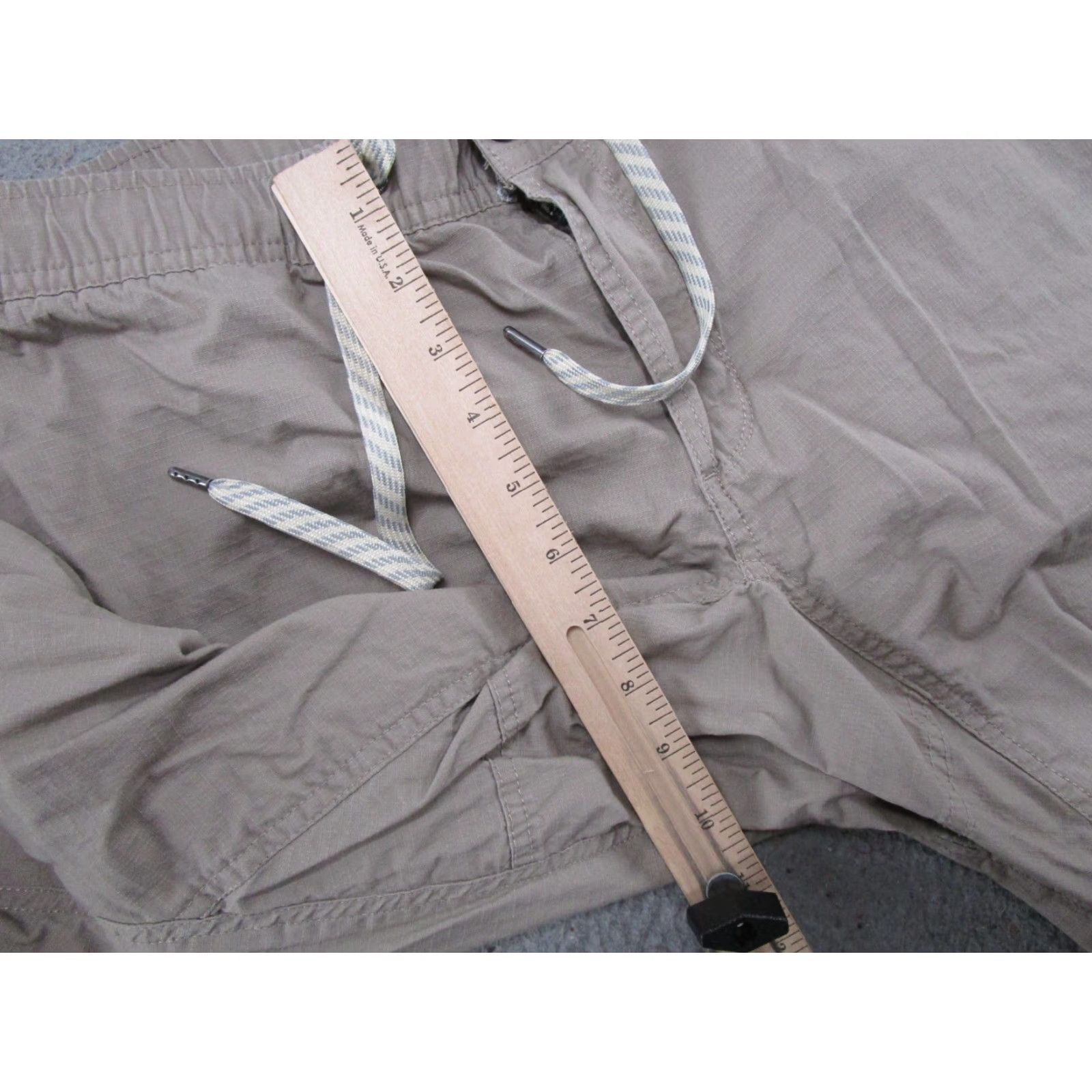 Vuori VUORI Beighe Ripstop Climber Pants Mens M Beige Drawstring Zip Pocket 34x31 Read Size US 31 - 7 Thumbnail