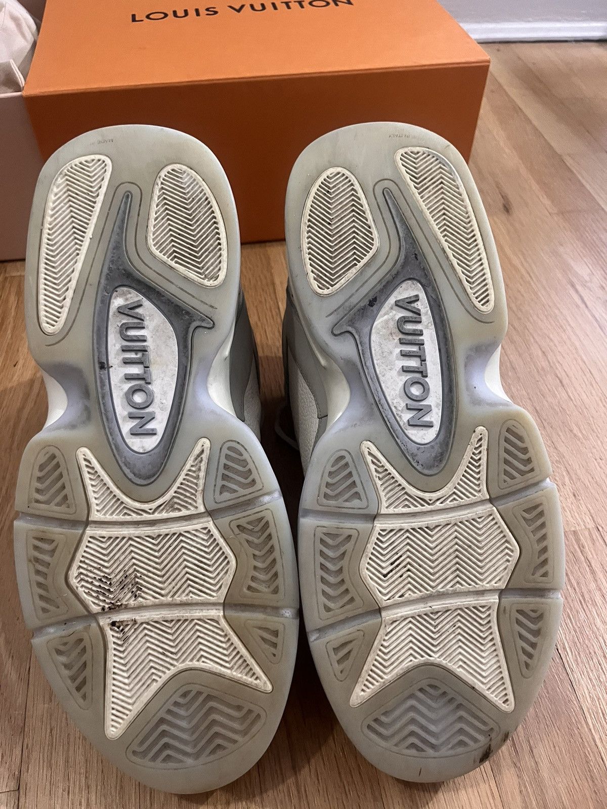 Louis Vuitton Louis Vuitton Trainer 2 Size US 12 / EU 45 - 4 Thumbnail
