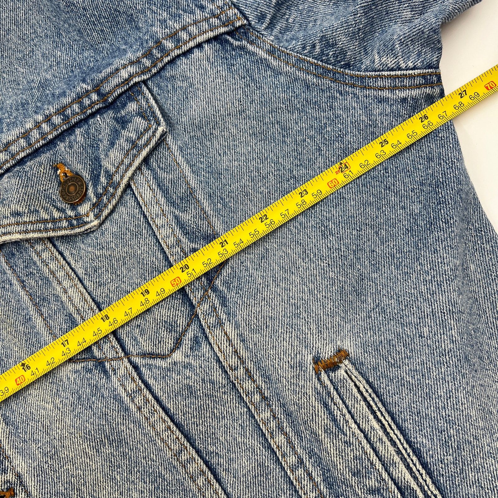 Levi's Vintage 1991 Levi's Trucker Jacket Distressed Denim Blue Size US XL / EU 56 / 4 - 8 Thumbnail