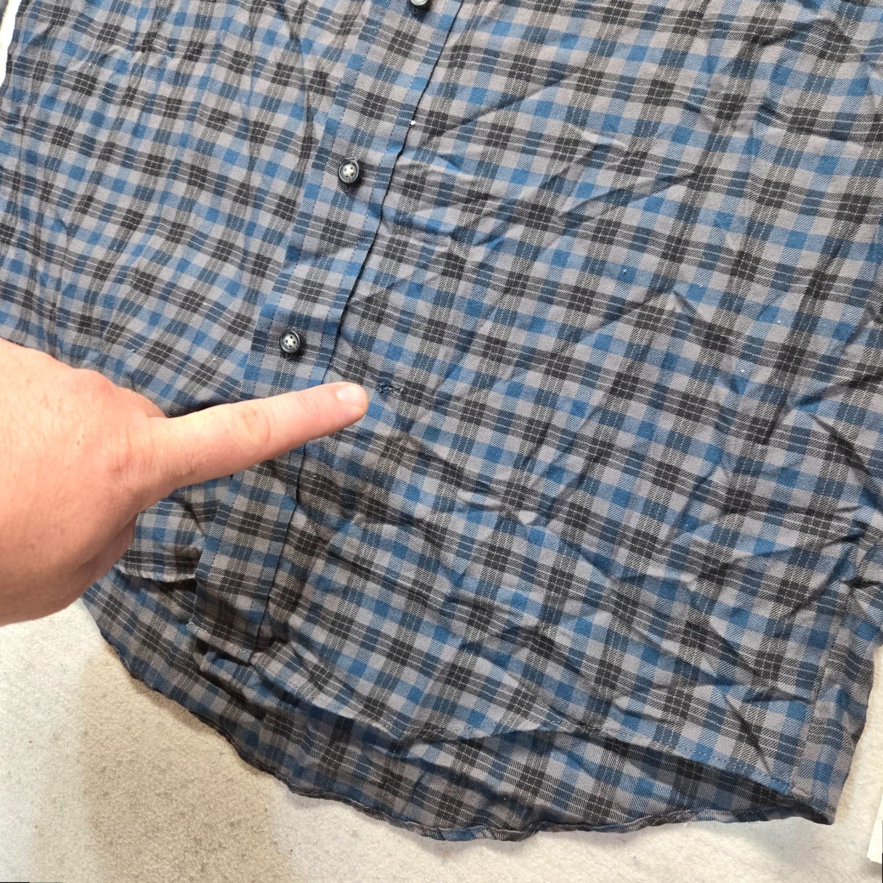 Van Heusen Van Heusen Shirt Adult Men's S Small Gray Blue Plaid Button Down Short Sleeve 14 Size US S / EU 44-46 / 1 - 5 Thumbnail