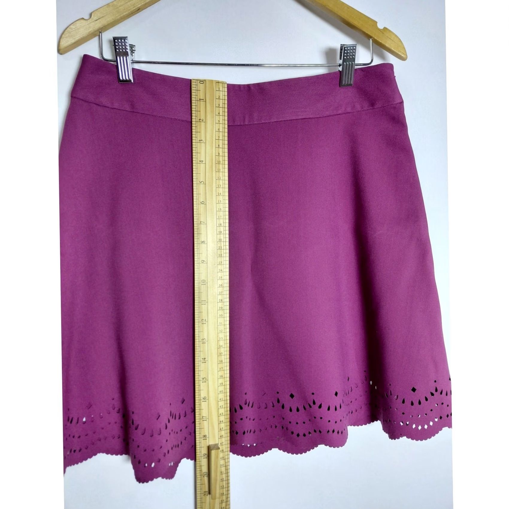Loft LOFT Outlet Purple Skirt Solid Women Size 8 Mini Scalloped Hem Casual Workwear Spring Fall Womens Size 30" / US 8 / IT 44 - 6 Thumbnail