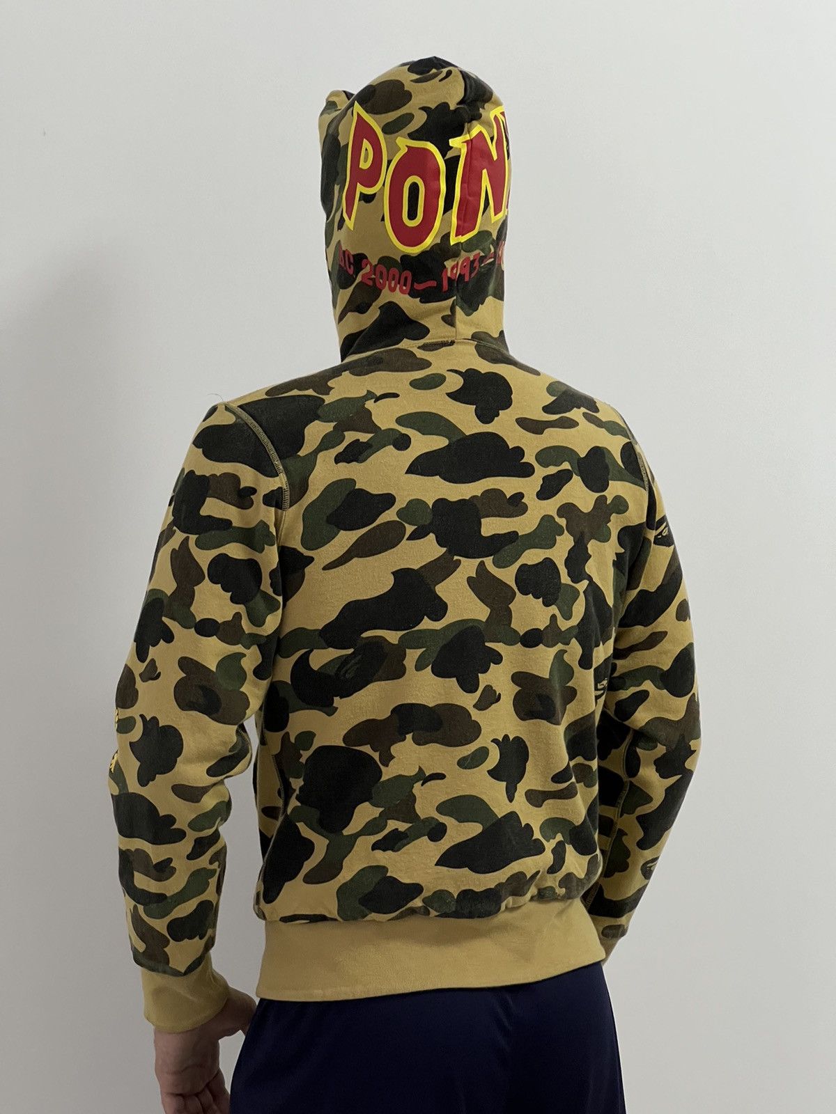 Bape Reversible camouflage with black Bape Shark print hoodie Size US S / EU 44-46 / 1 - 2 Thumbnail